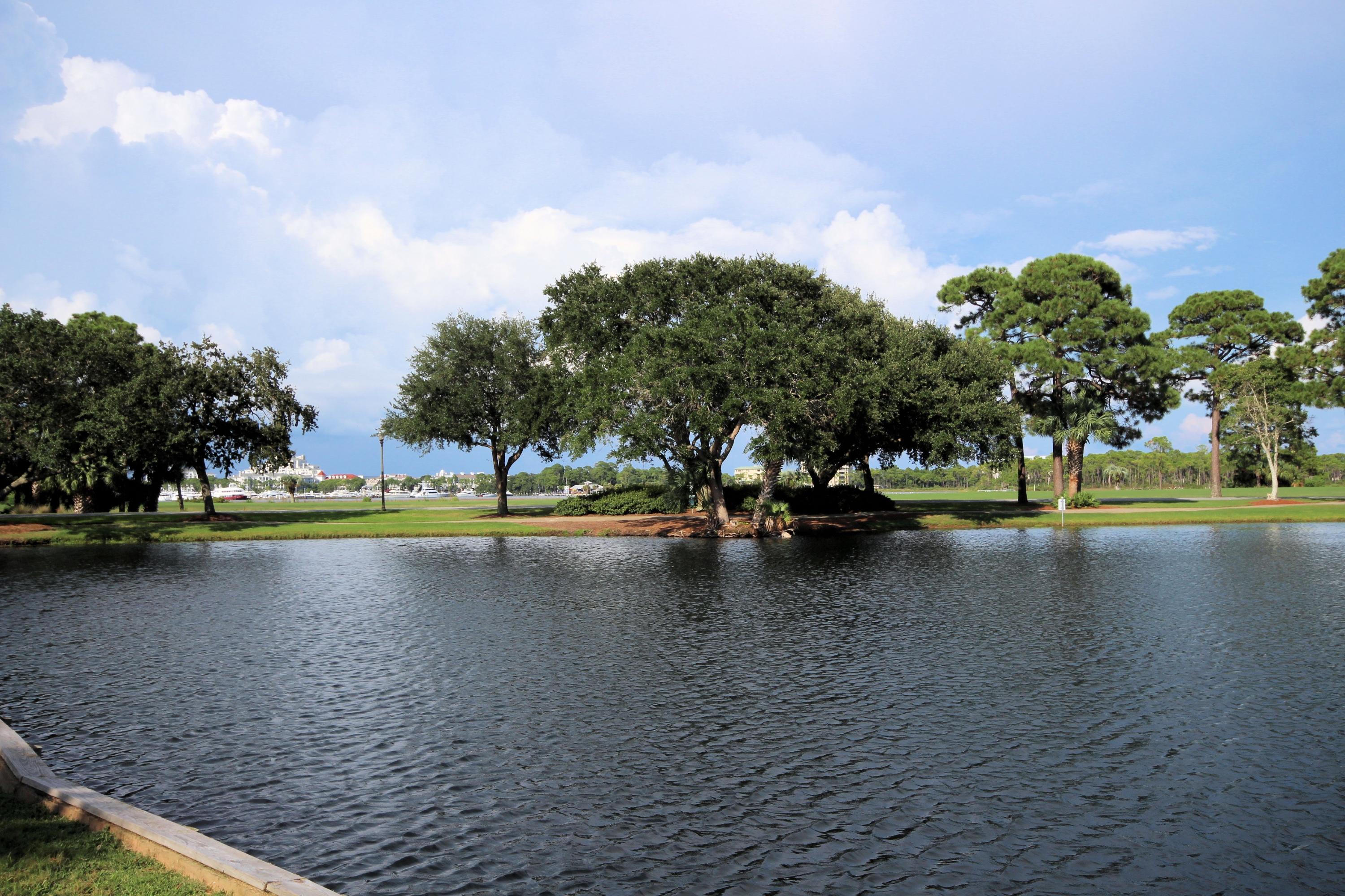 BAYOU VILLAGE CONDO PH 2 - Residential