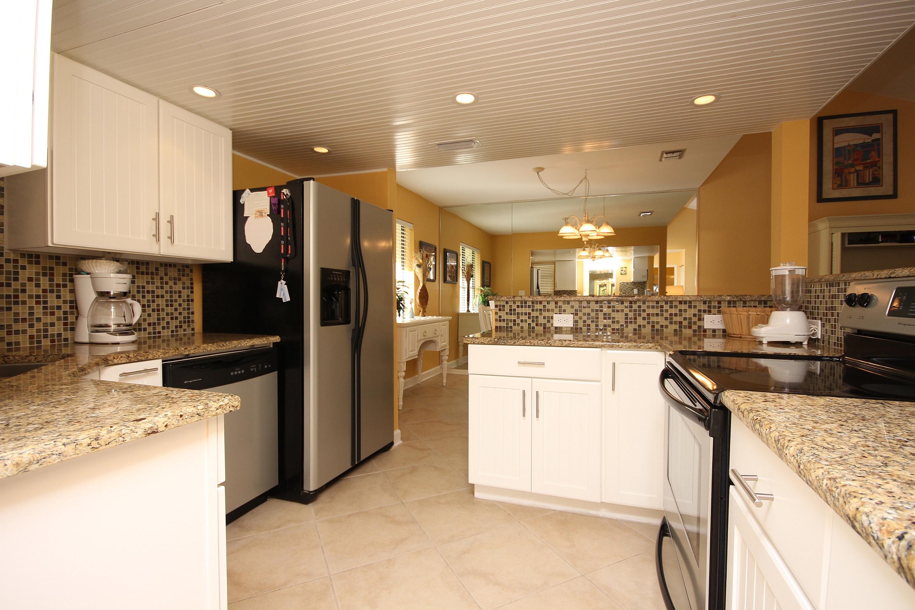 BAYOU VILLAGE CONDO PH 2 - Residential