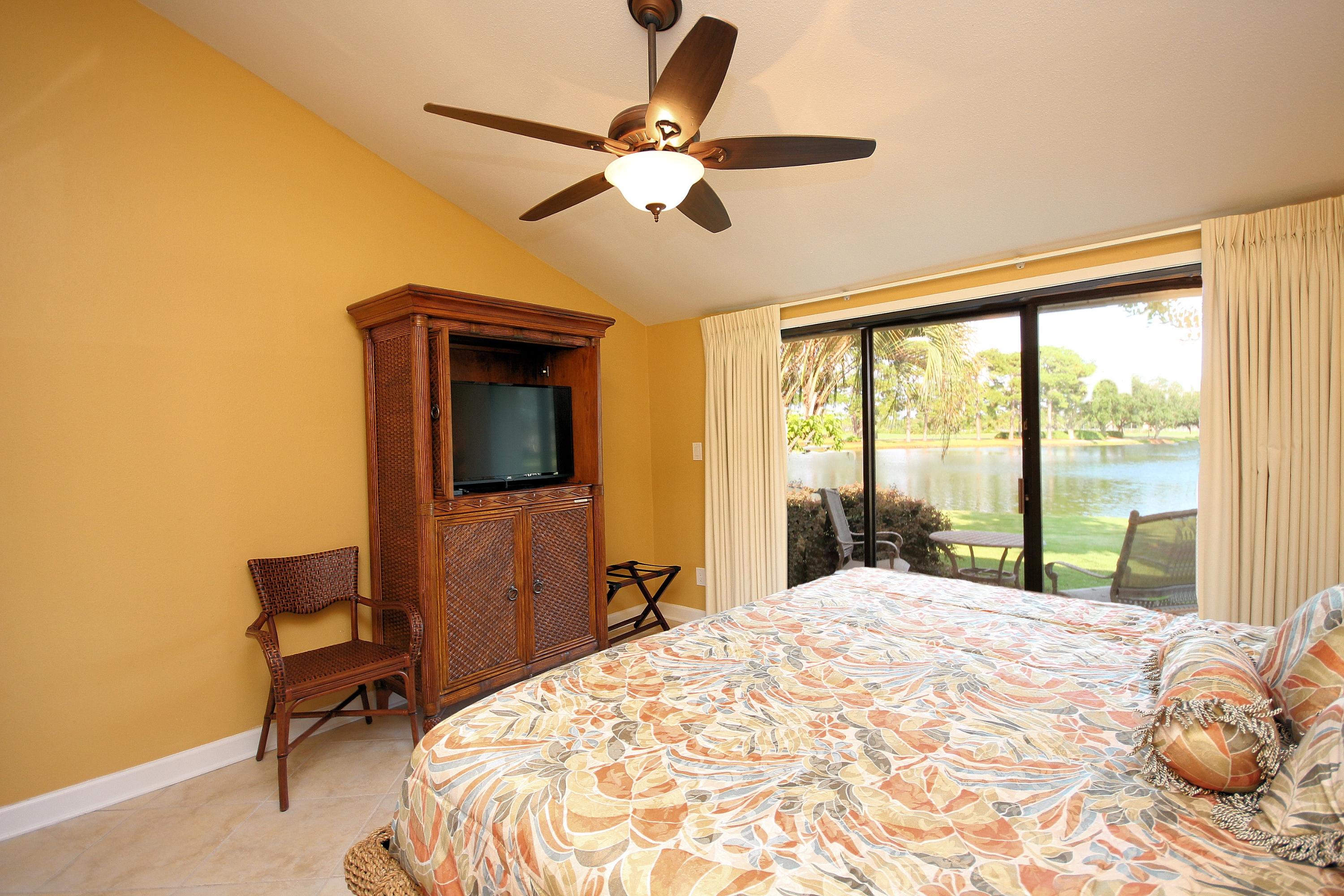 BAYOU VILLAGE CONDO PH 2 - Residential