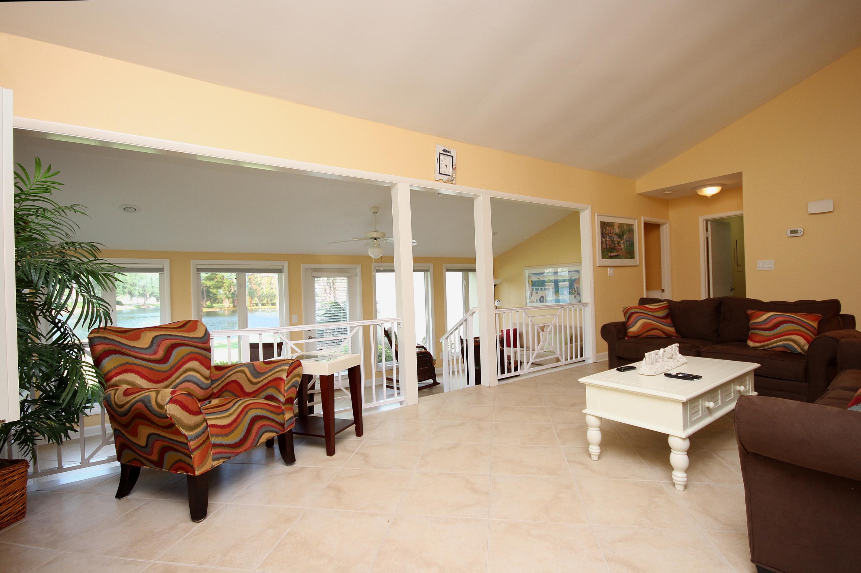 BAYOU VILLAGE CONDO PH 2 - Residential