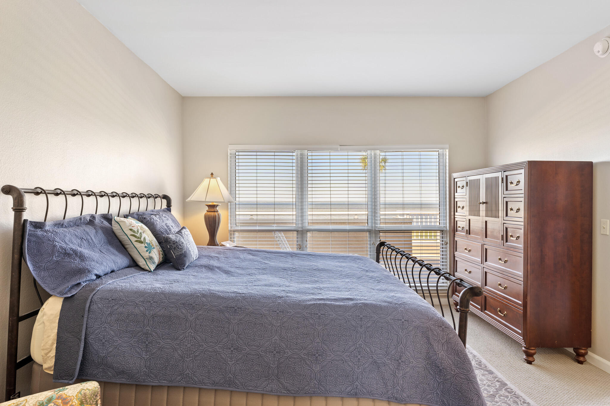 PLAYERS CLUB ON THE BAY - Residential