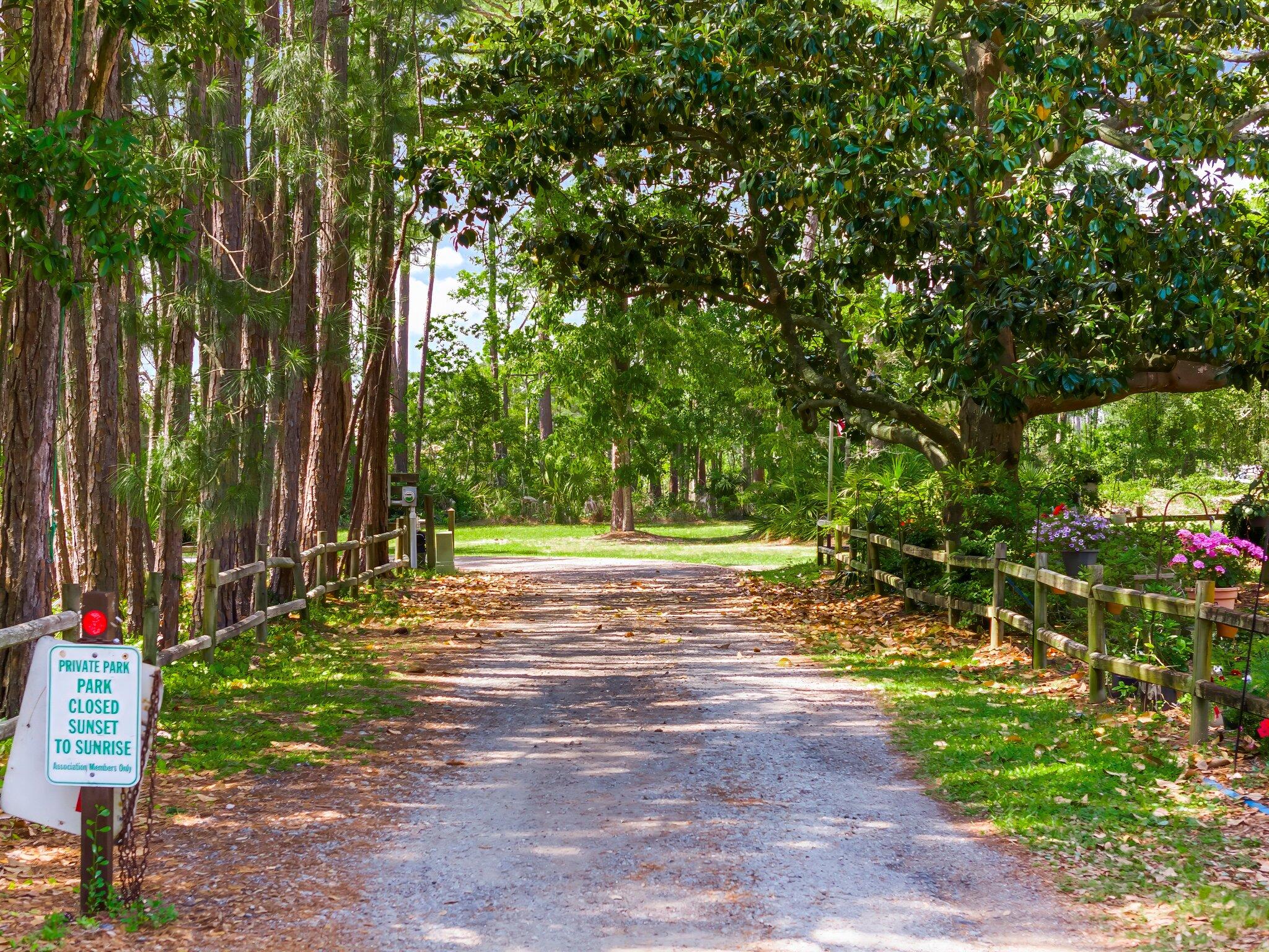RAINTREE ESTATES - Residential
