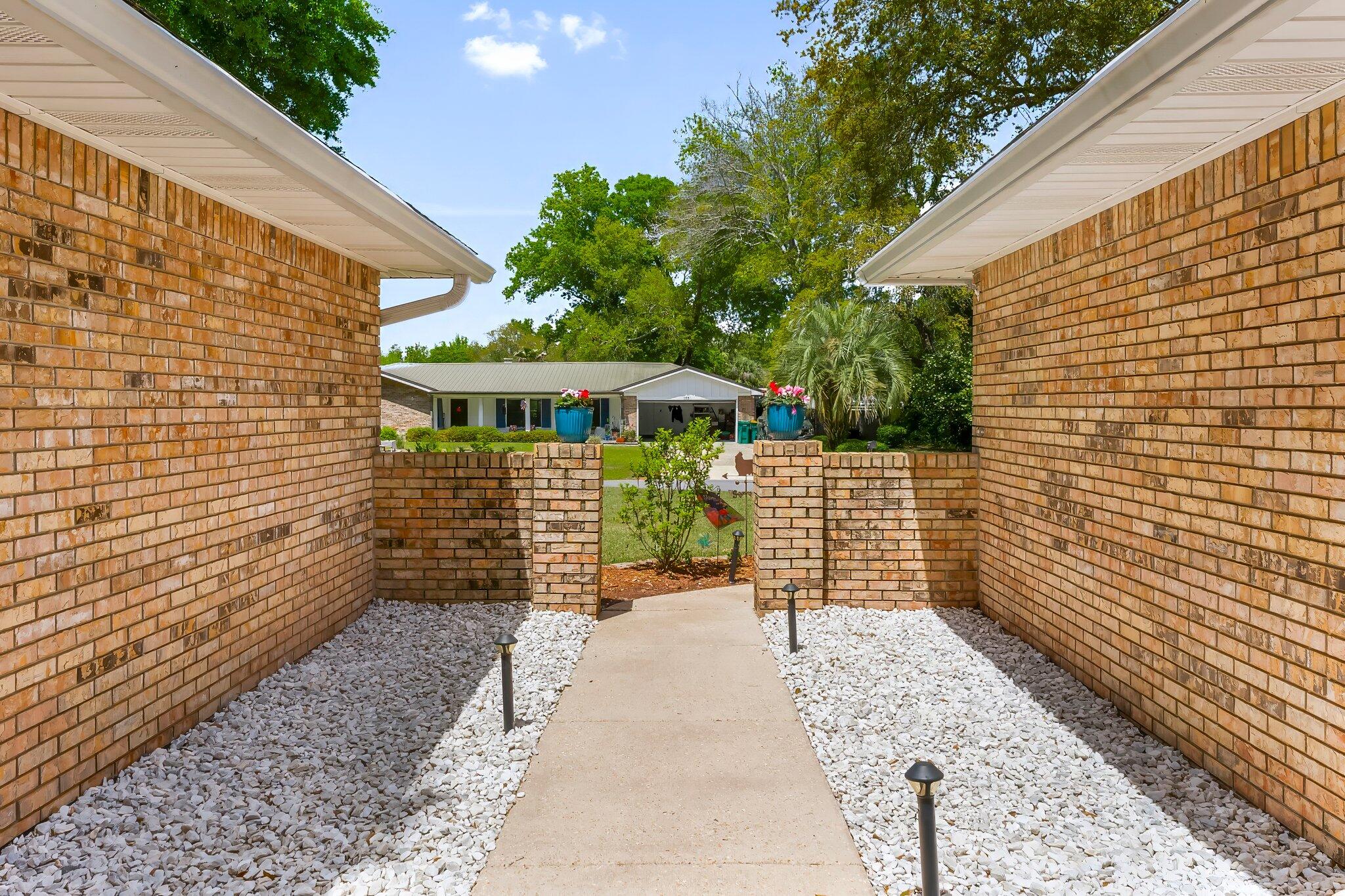 RAINTREE ESTATES - Residential