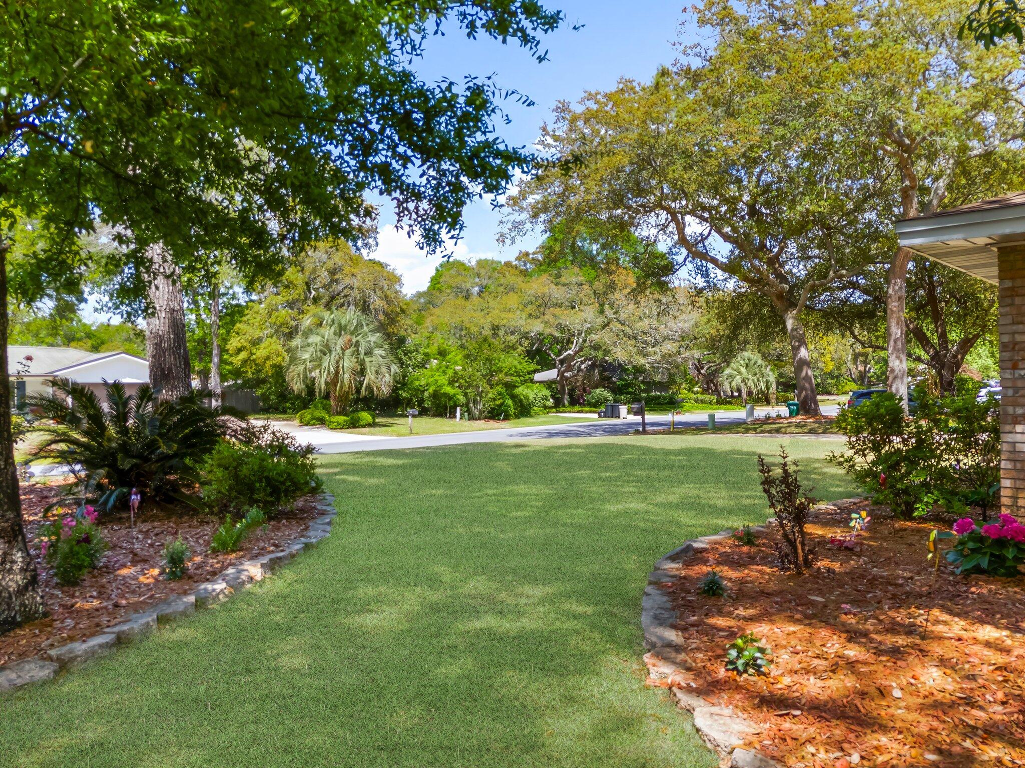 RAINTREE ESTATES - Residential