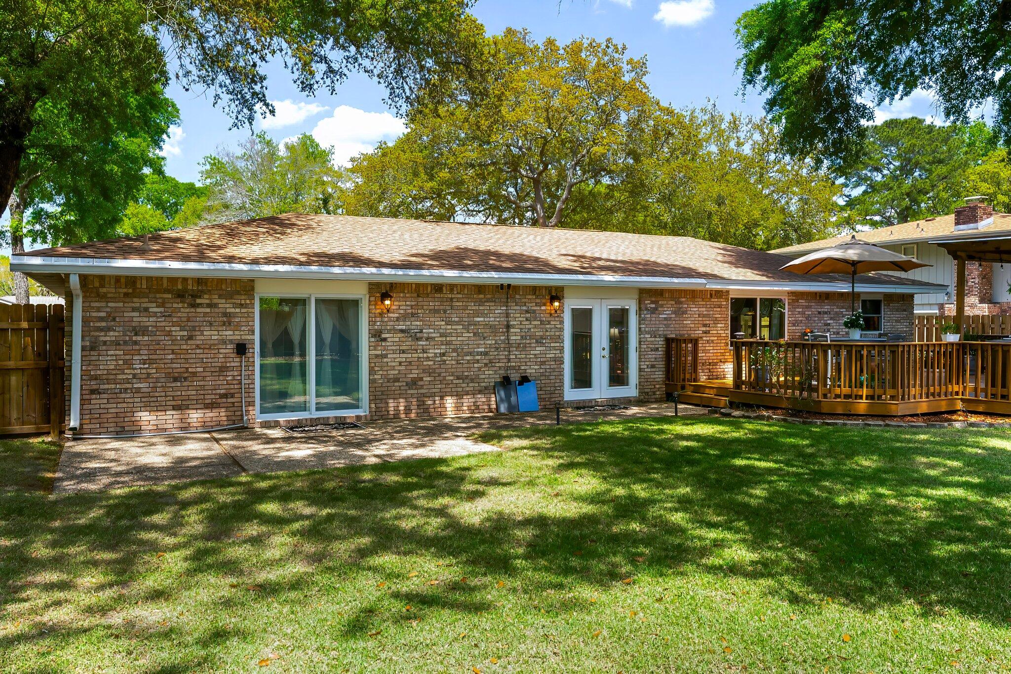 RAINTREE ESTATES - Residential