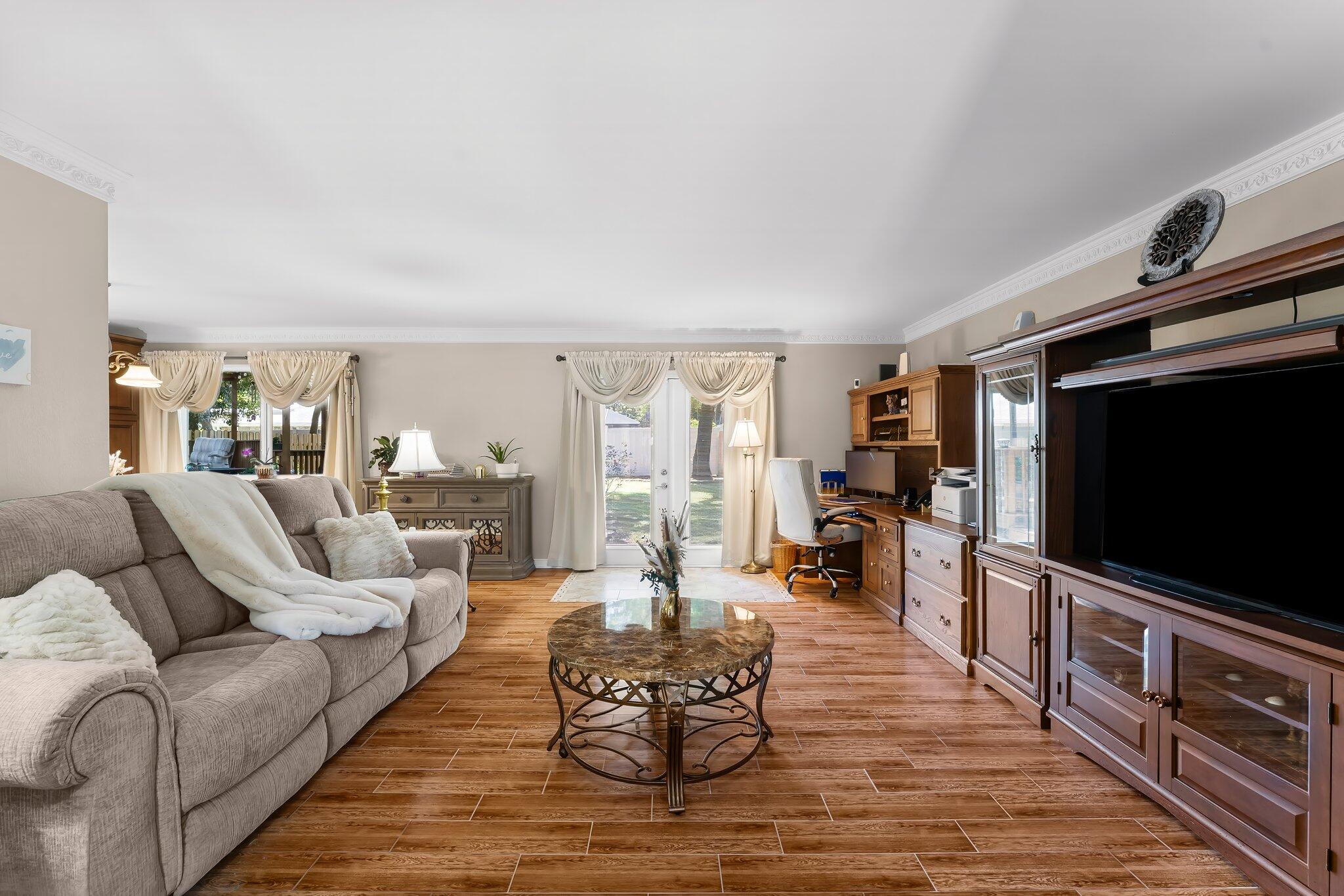 RAINTREE ESTATES - Residential