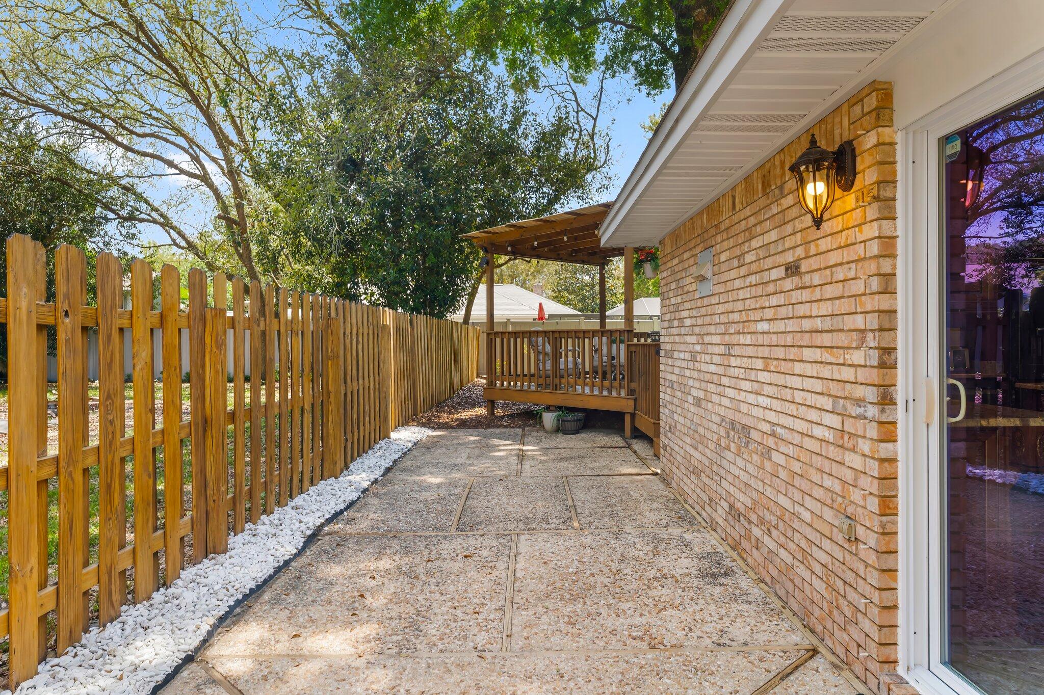 RAINTREE ESTATES - Residential