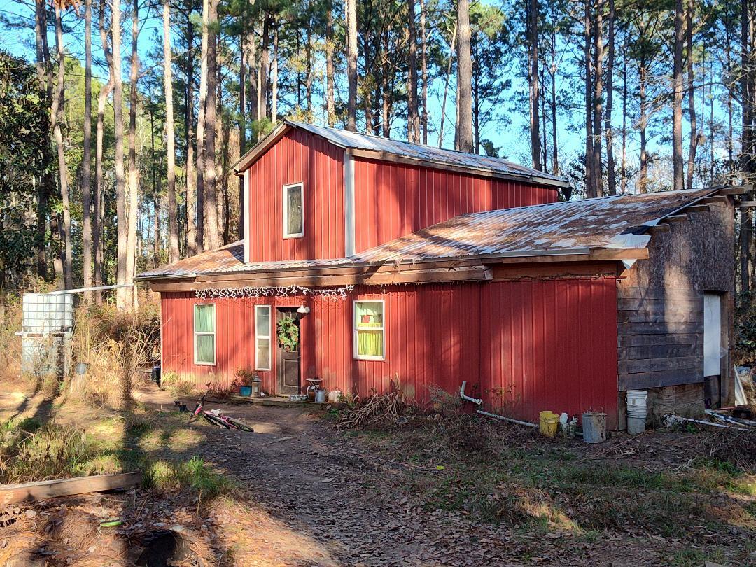 METES & BOUNDS - Farm