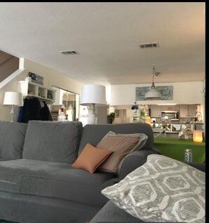 MAGNOLIA BAY CLUB T/H PH I UNIT 102 - Residential