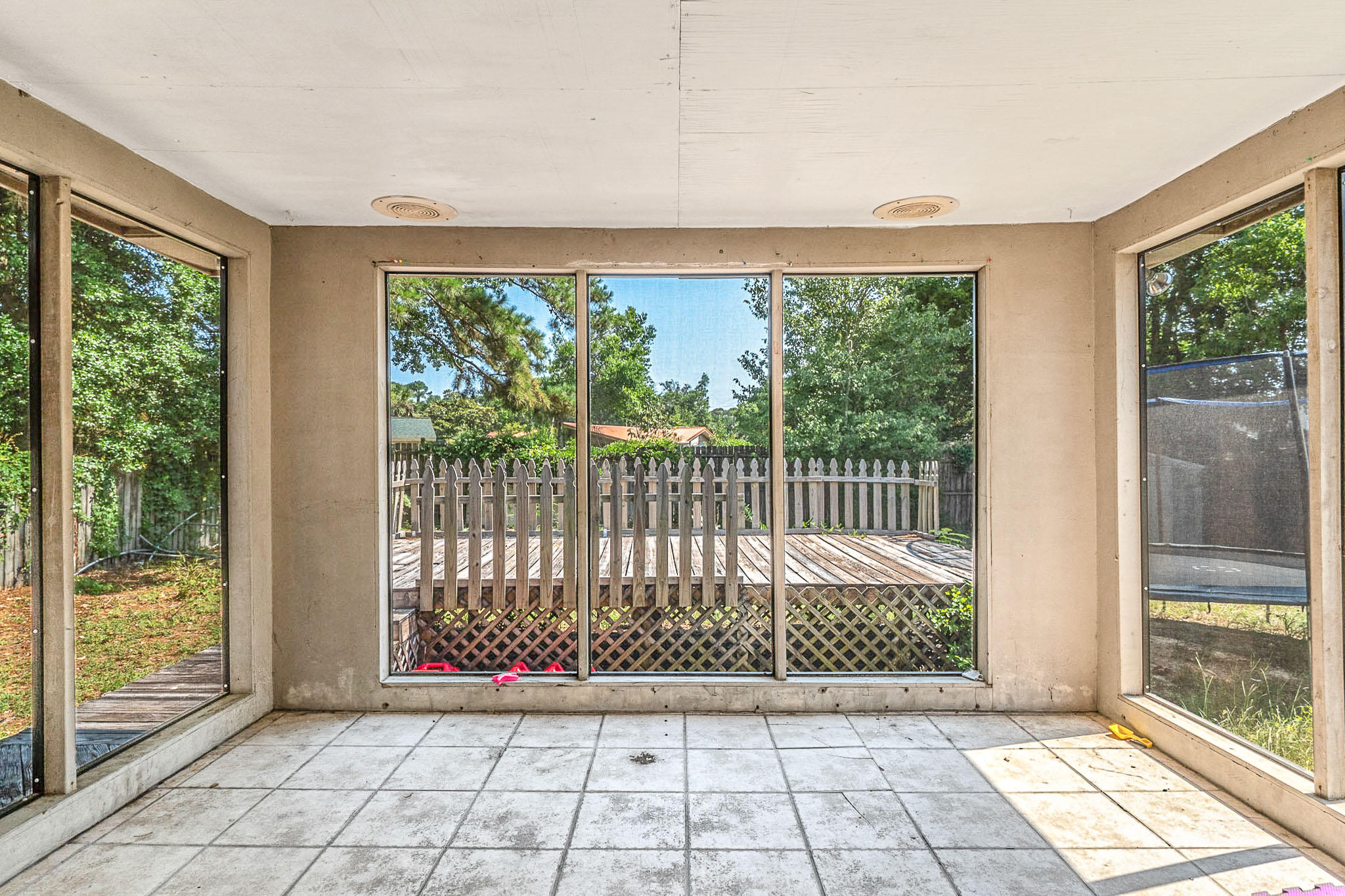 MIRAMAR ESTATES 2ND ADDN - Residential