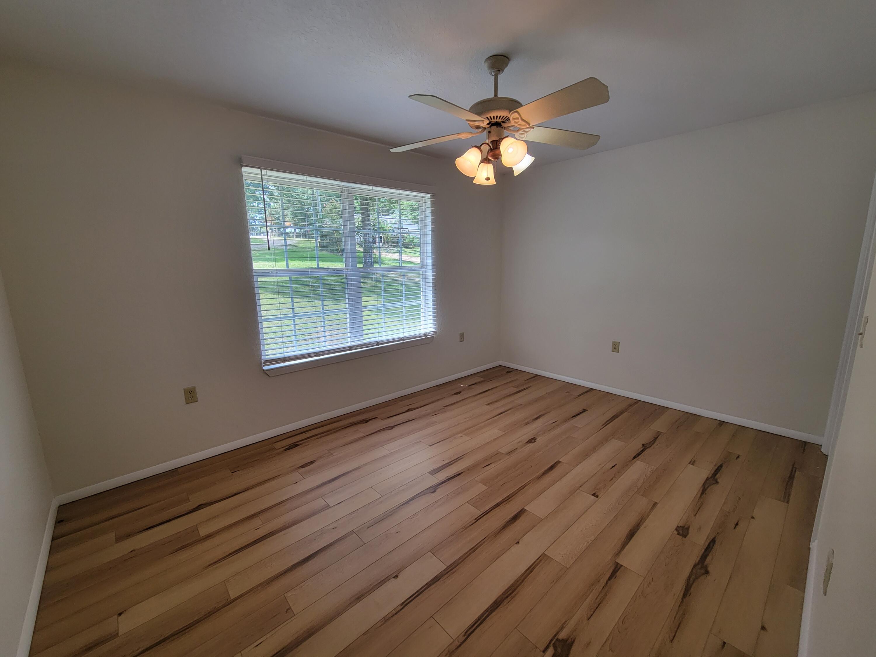 KING LAKE ESTATES - Residential