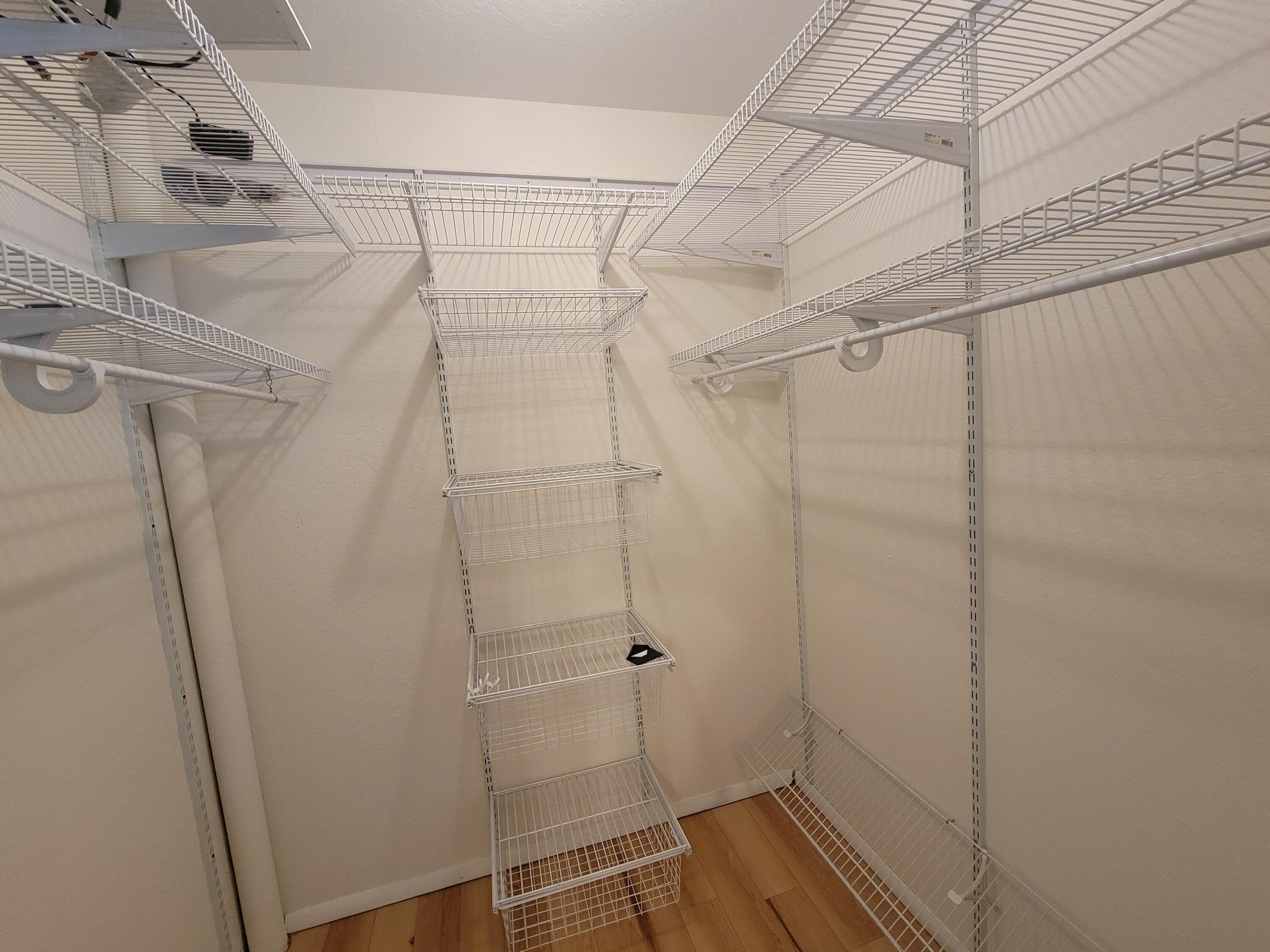 KING LAKE ESTATES - Residential