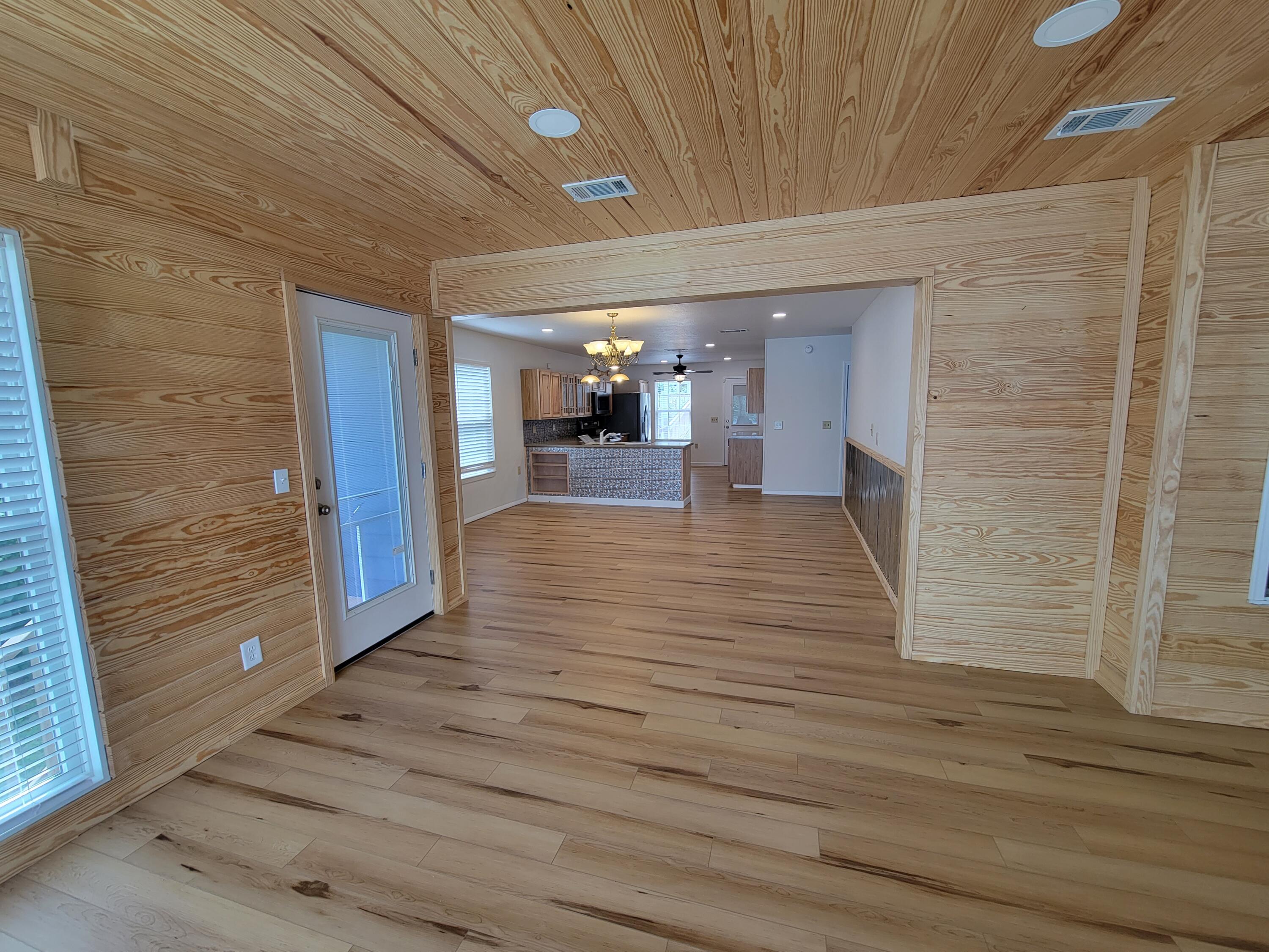 KING LAKE ESTATES - Residential