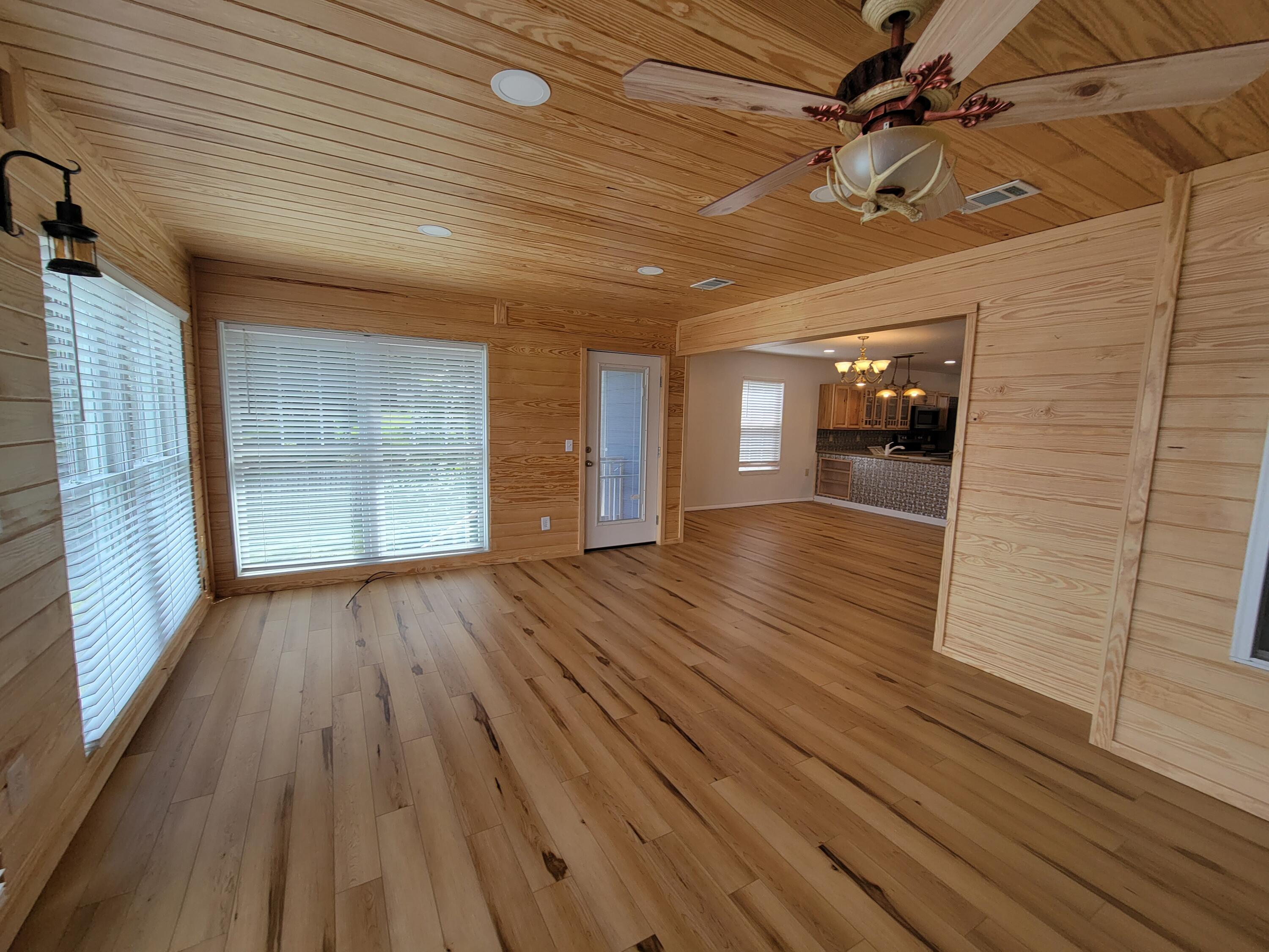 KING LAKE ESTATES - Residential