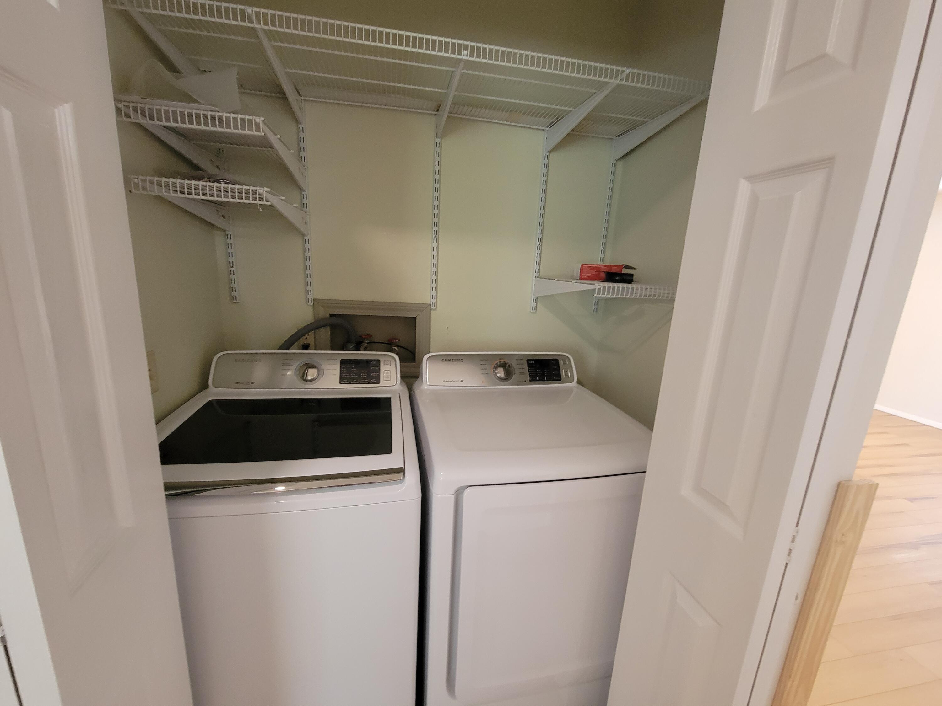 KING LAKE ESTATES - Residential