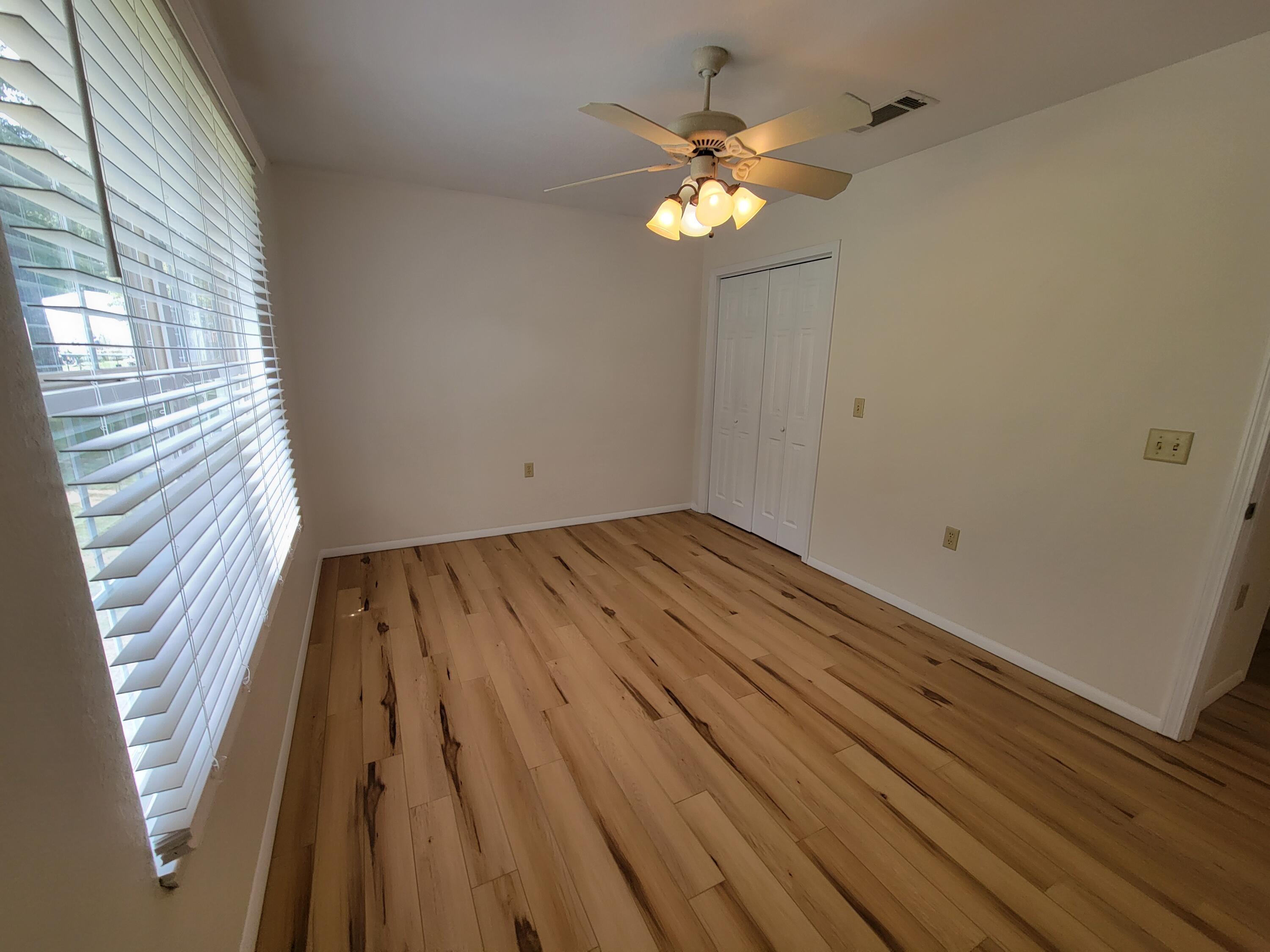 KING LAKE ESTATES - Residential