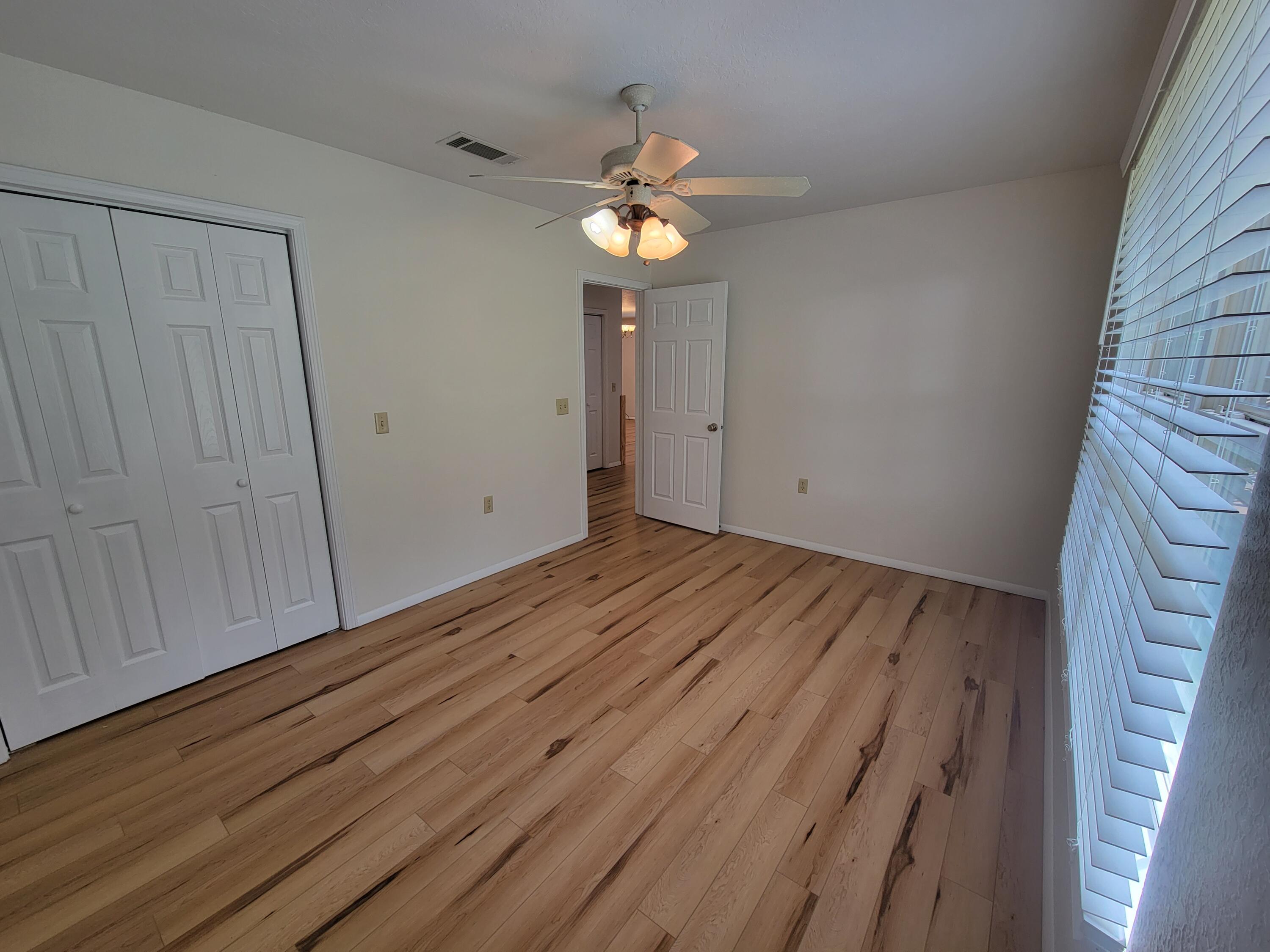 KING LAKE ESTATES - Residential