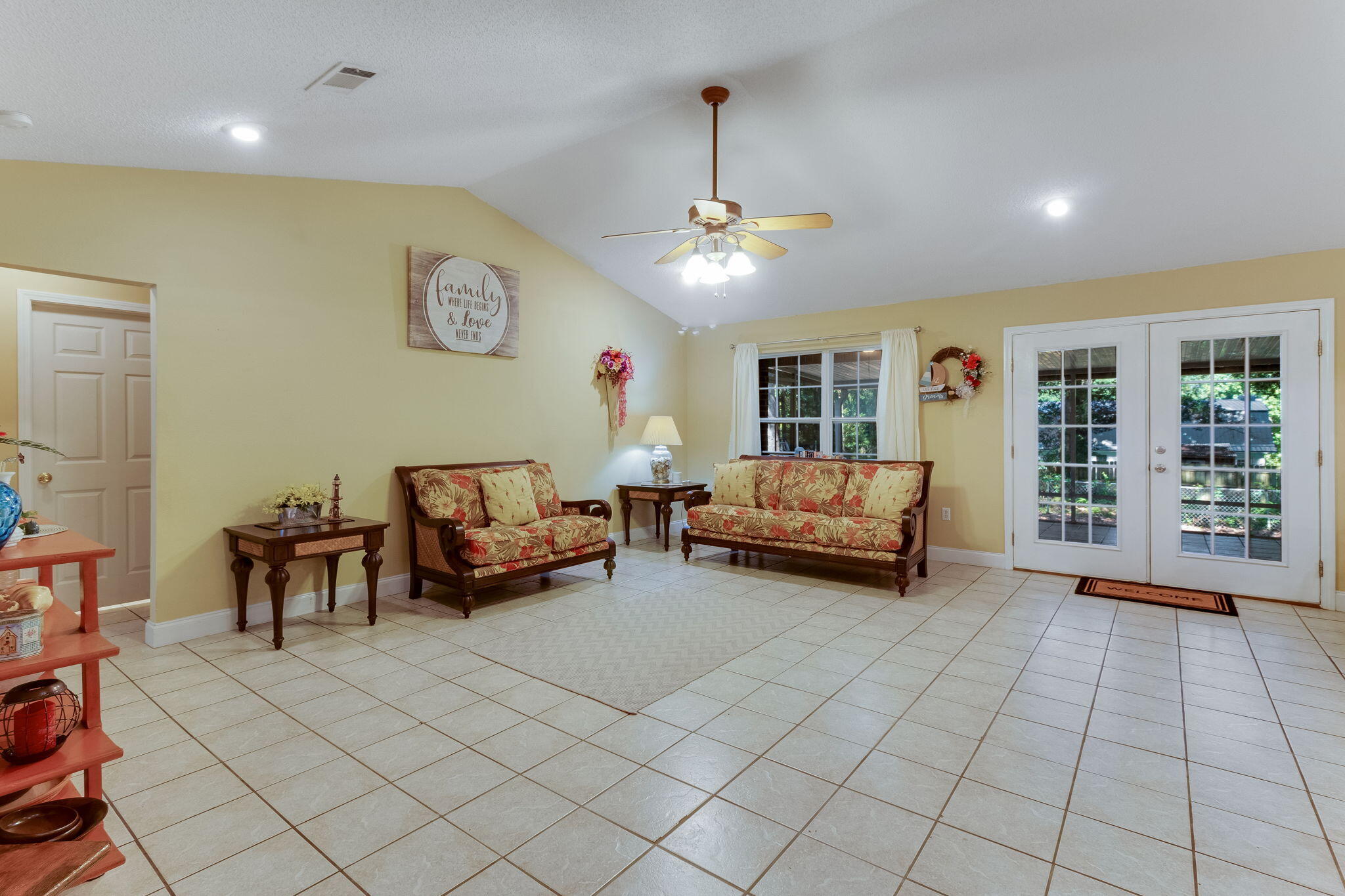 HOMESTEAD MANOR S/D - Residential