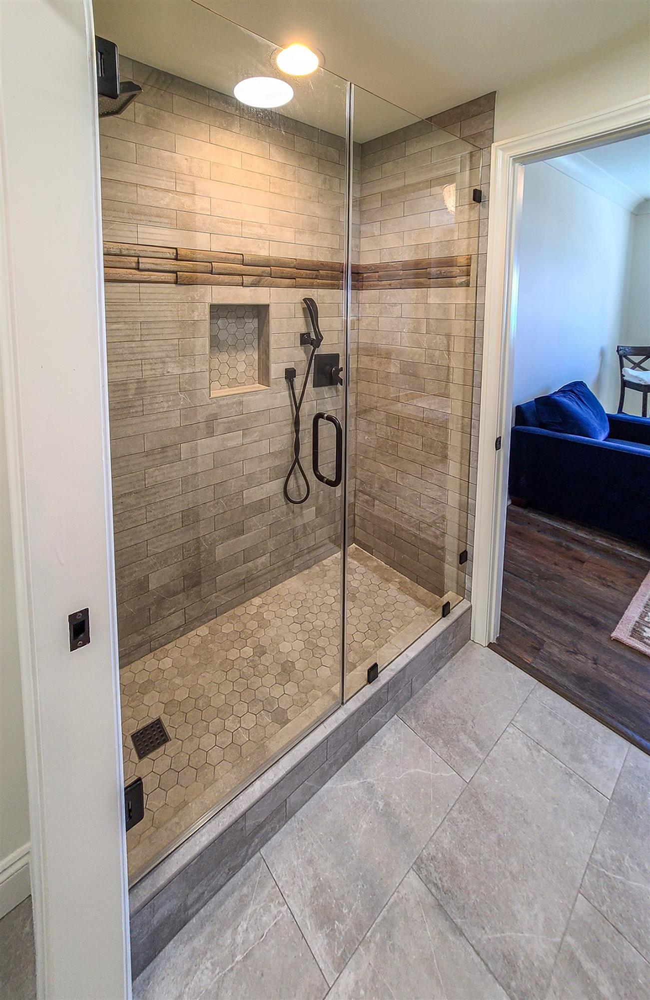 SOUTHWINDS III - Residential