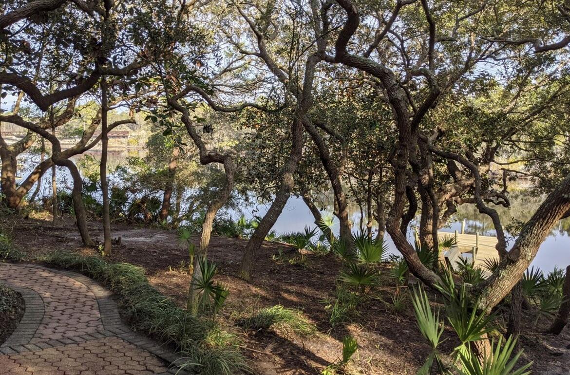 BLUE MOUNTAIN BEACH - Residential Lease