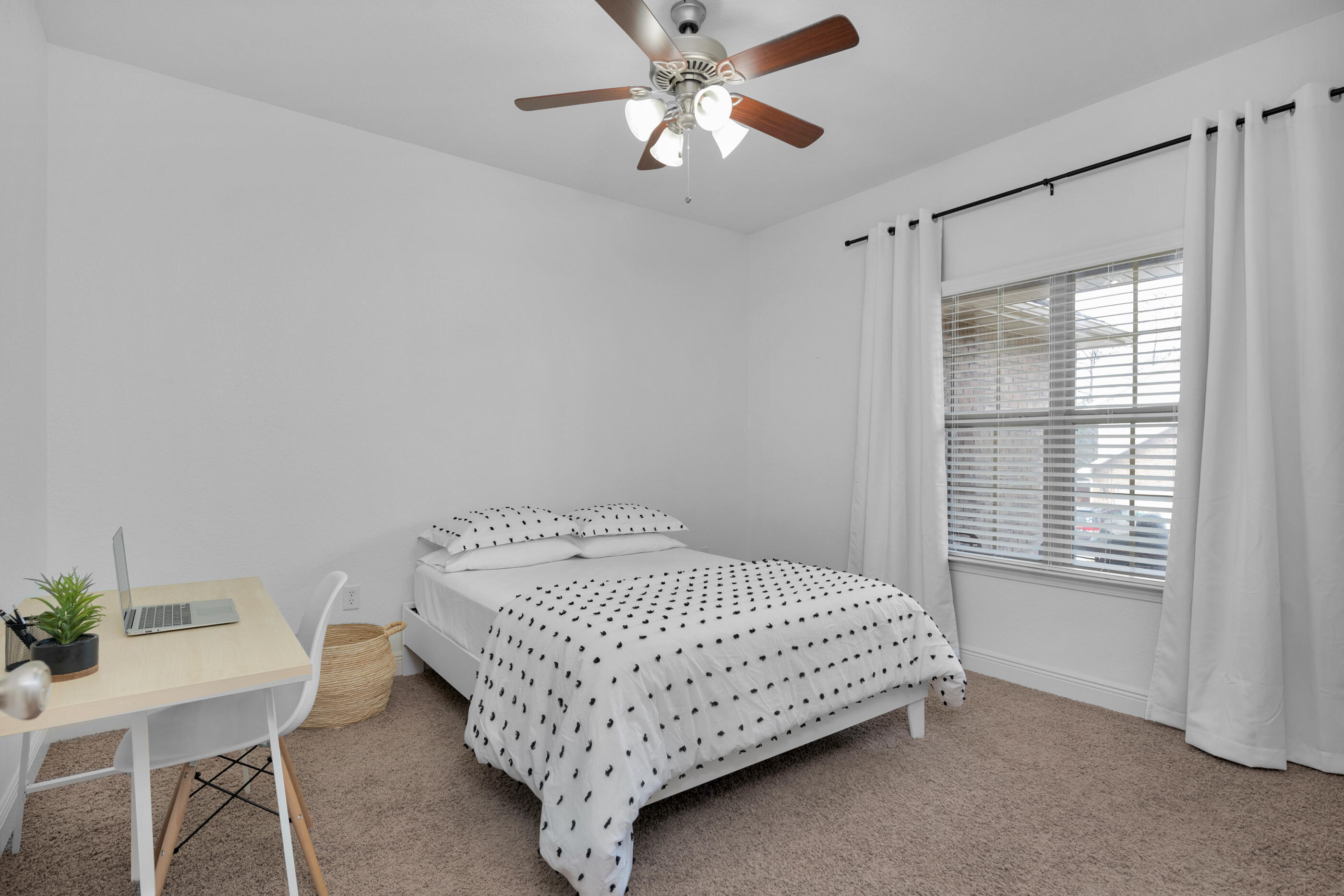 DUGGAN POND ESTATES - Residential