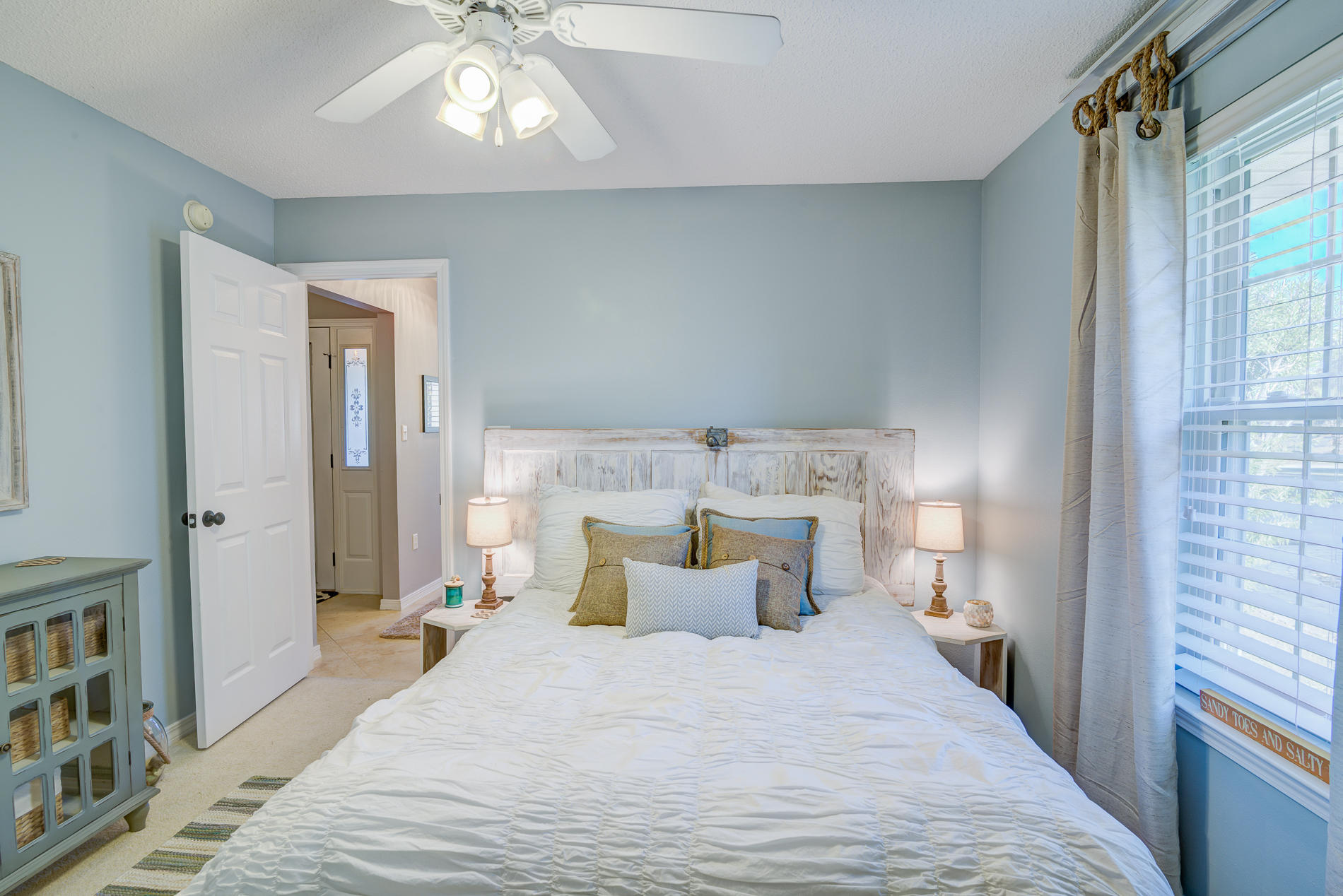 BAYSIDE - Residential