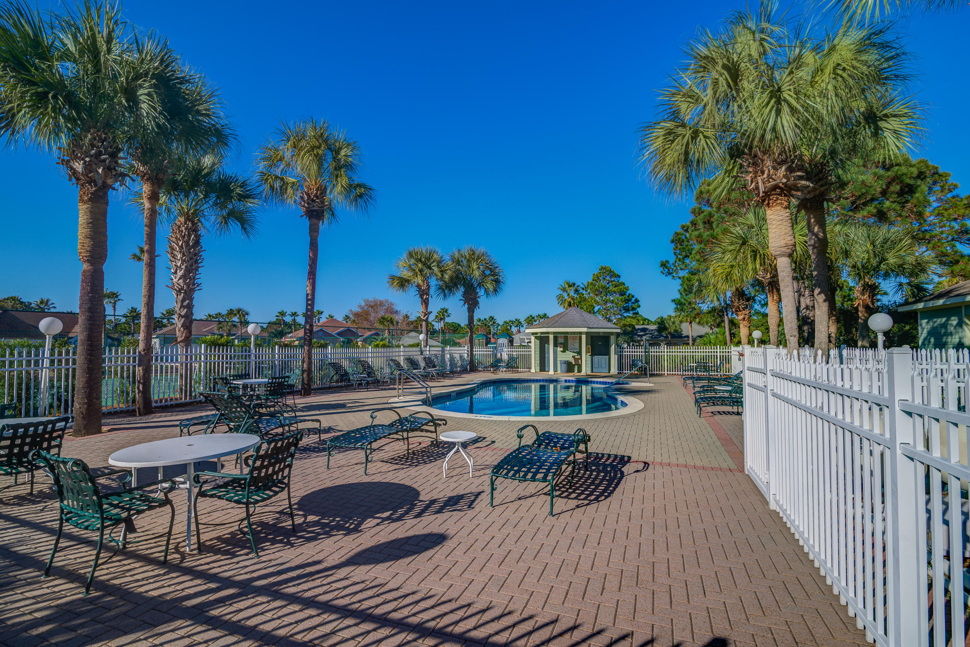 BAYSIDE - Residential
