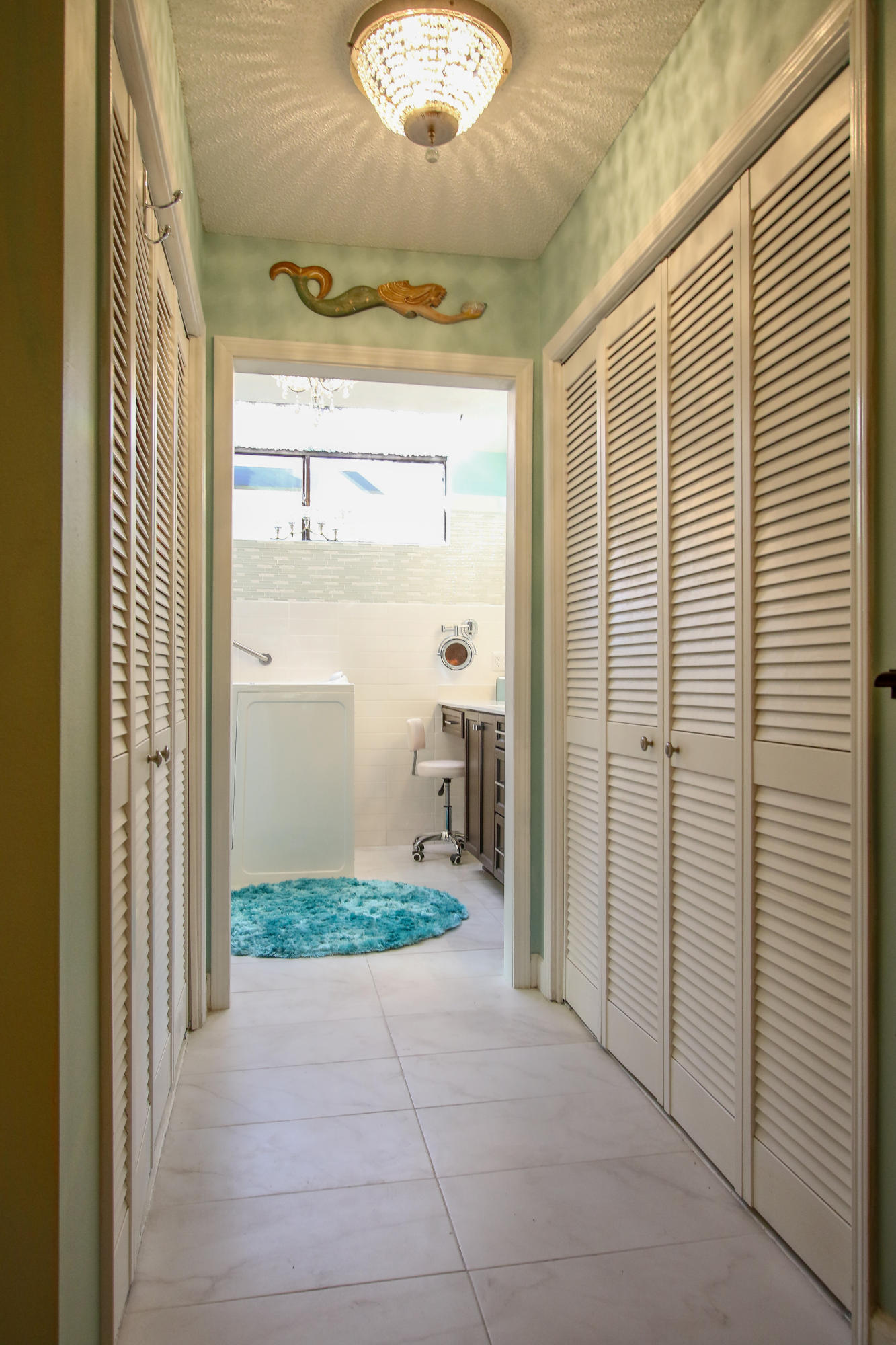 LAKE WAY VILLAS 1 - Residential