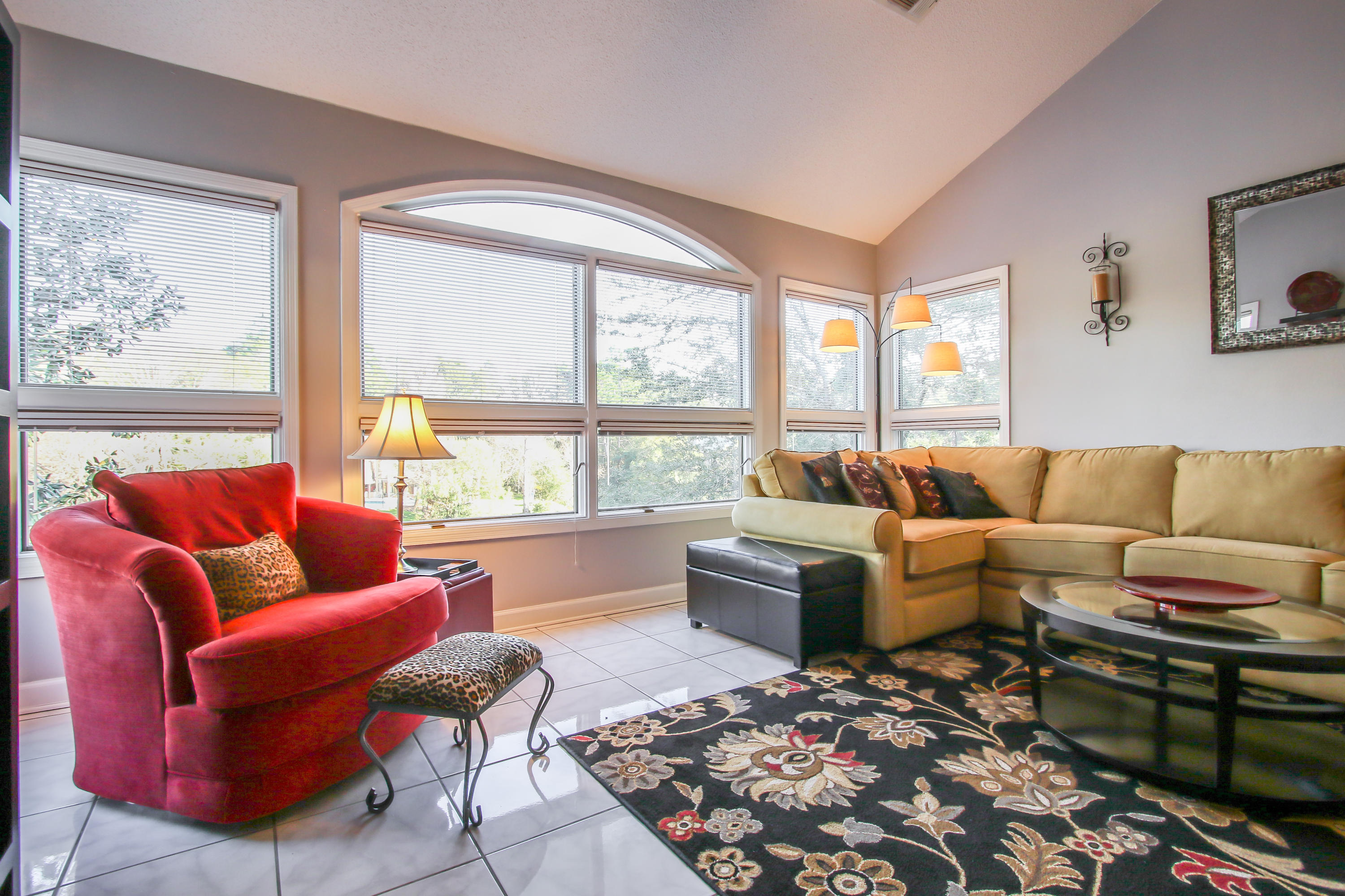 LAKE WAY VILLAS 1 - Residential