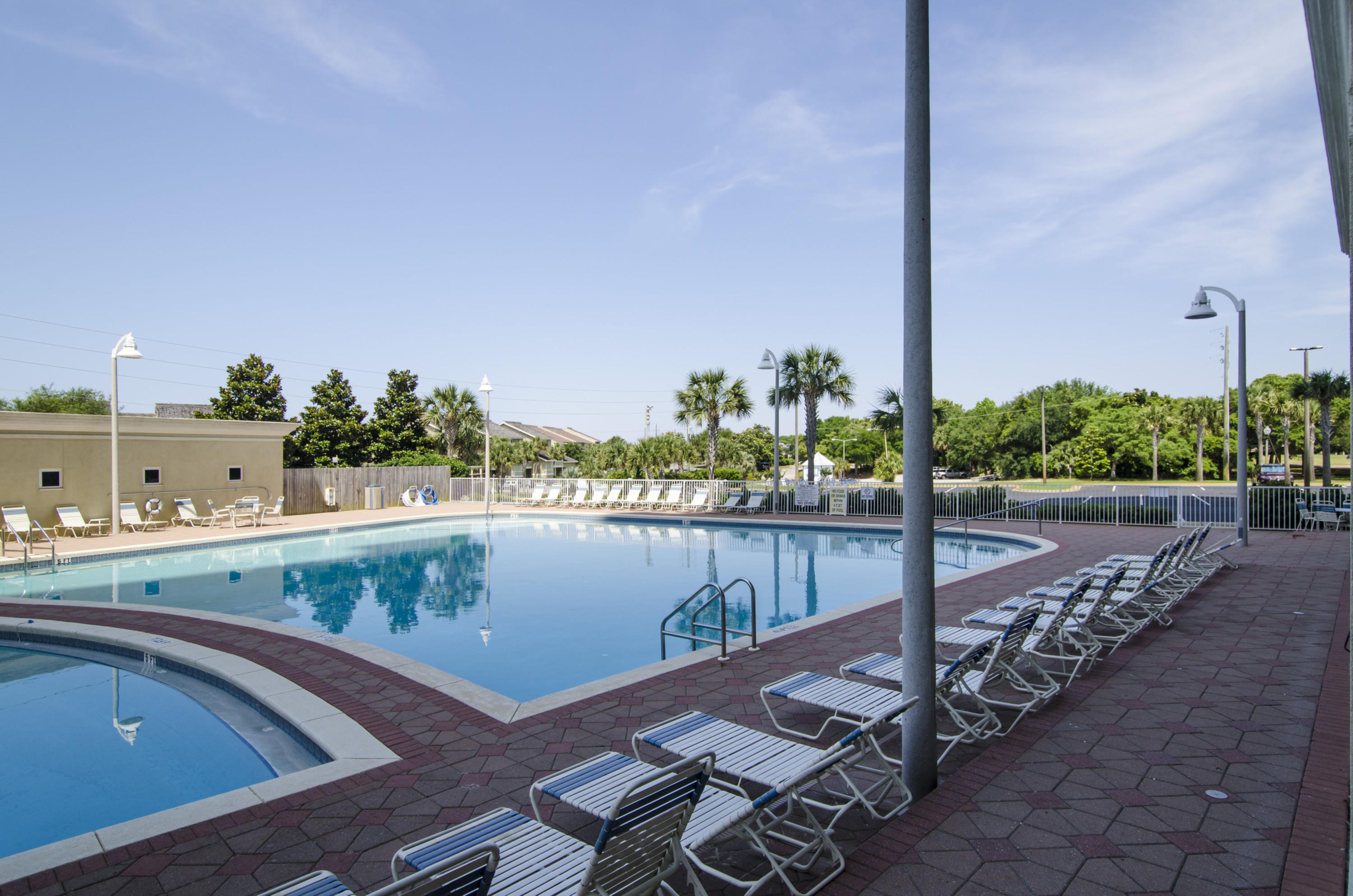 ARIEL DUNES II - Residential