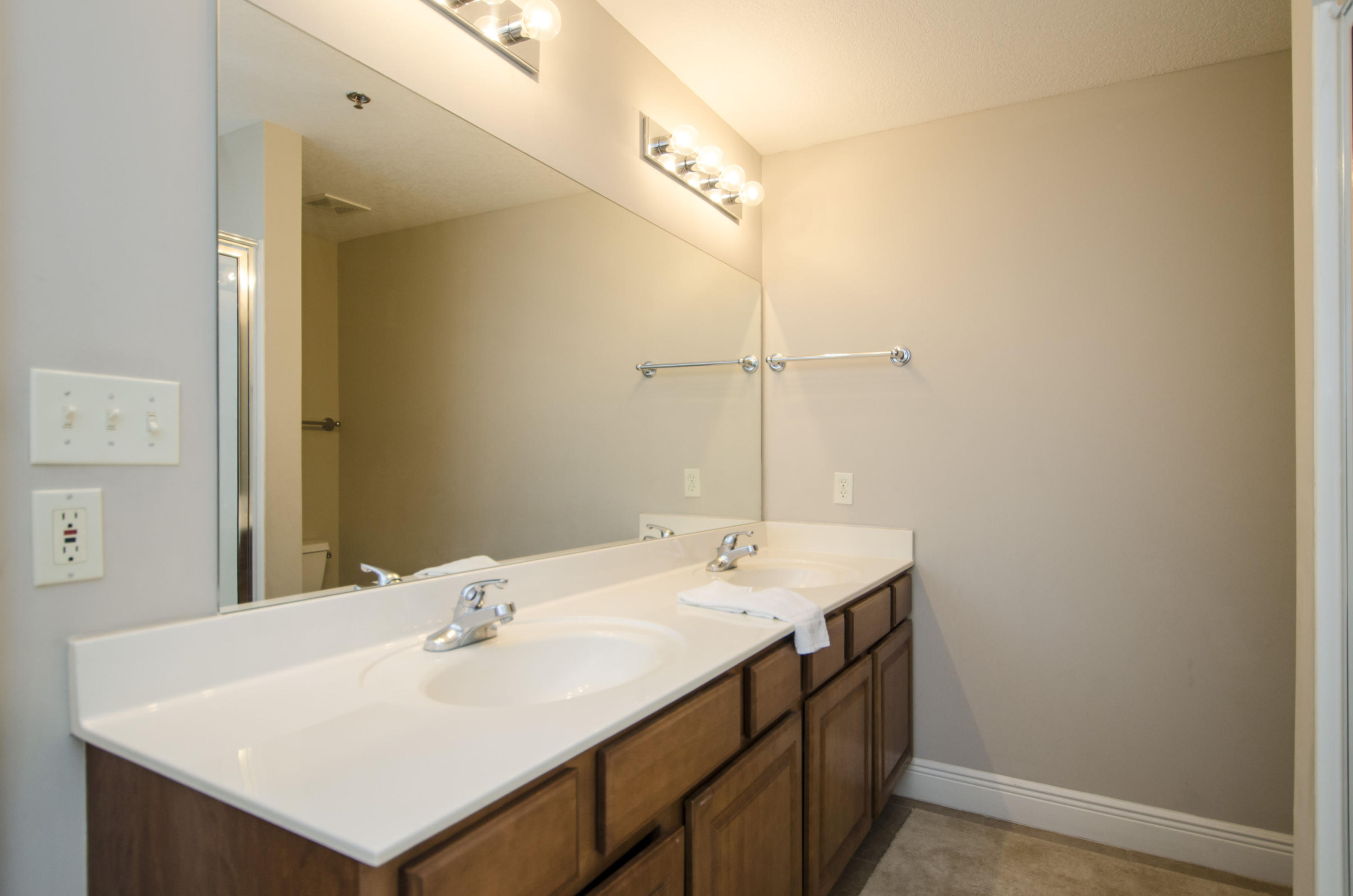 ARIEL DUNES II - Residential