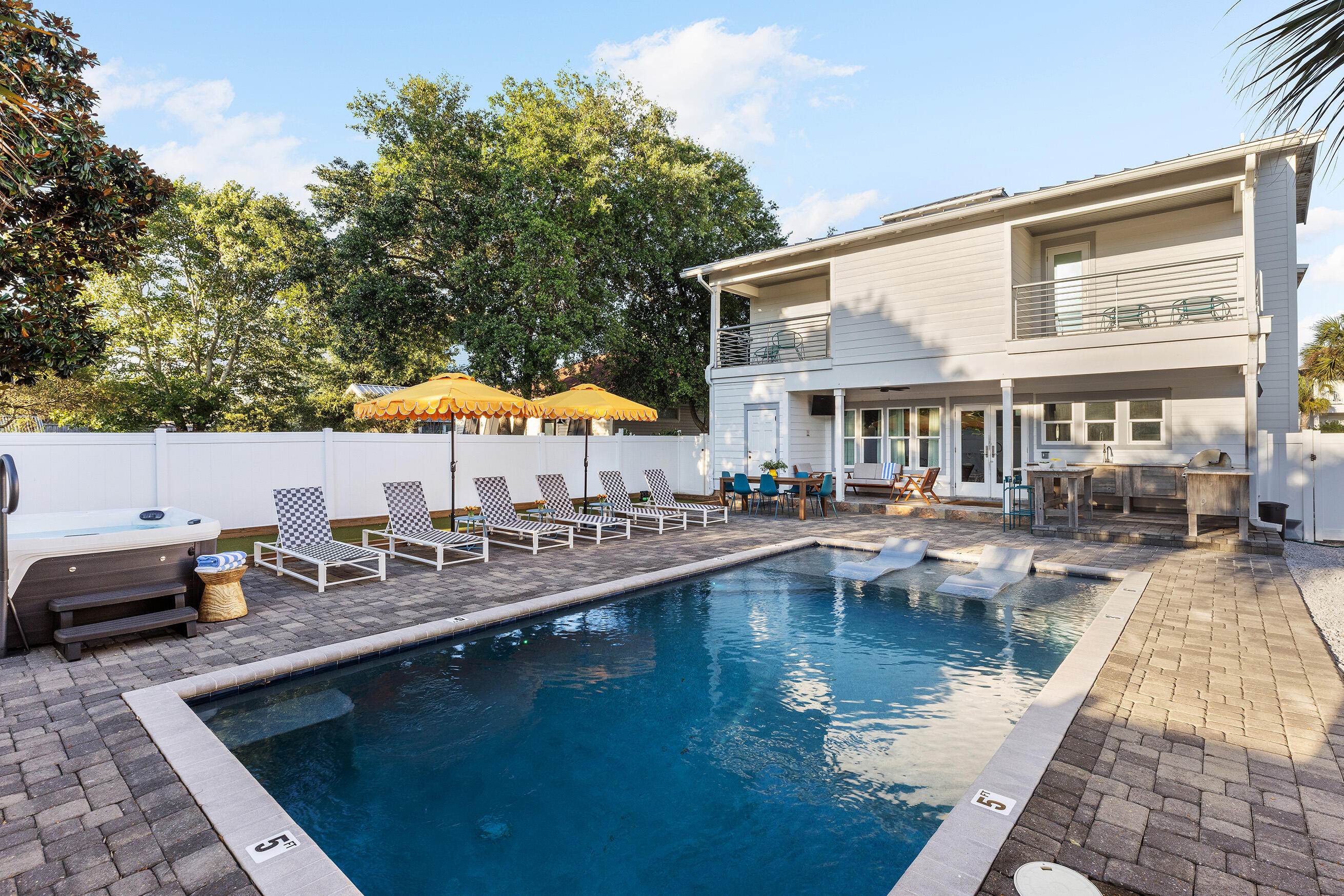 CRYSTAL BEACH - Residential