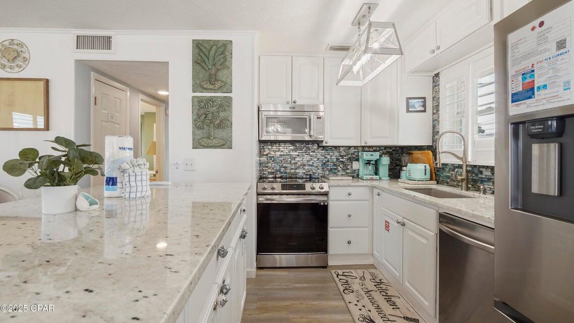 HOLIDAY BEACH UNIT 06 - Residential