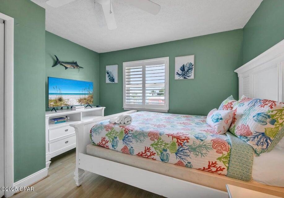 HOLIDAY BEACH UNIT 06 - Residential