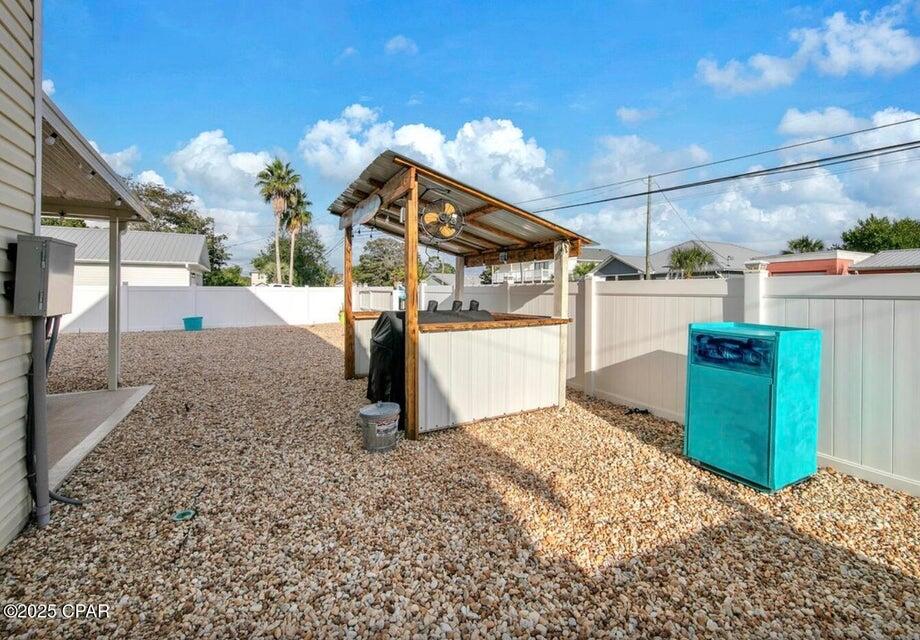 HOLIDAY BEACH UNIT 06 - Residential