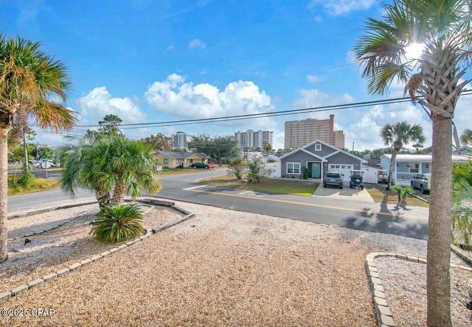 HOLIDAY BEACH UNIT 06 - Residential