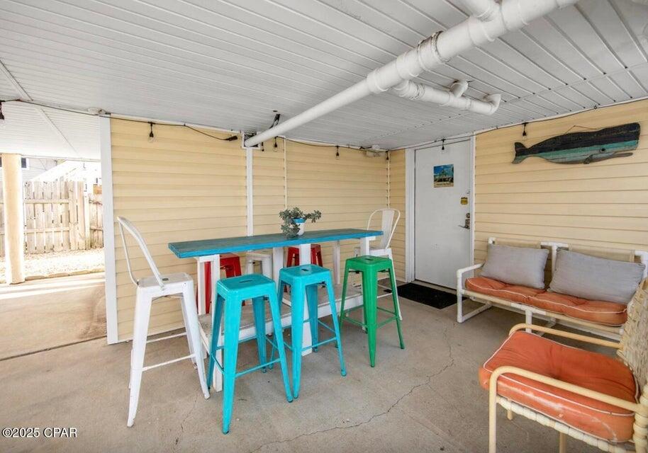 HOLIDAY BEACH UNIT 06 - Residential