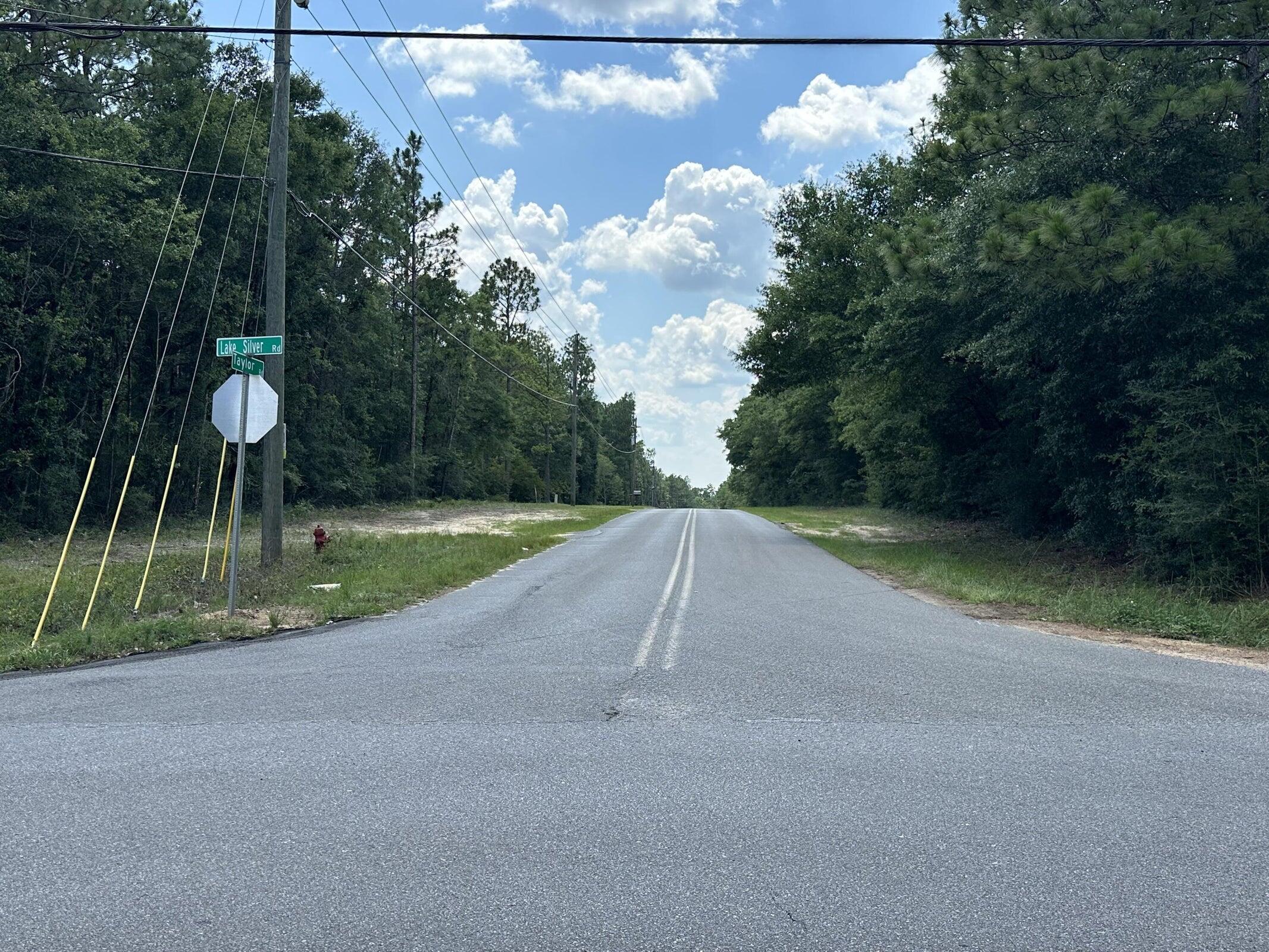 METES & BOUNDS - Land