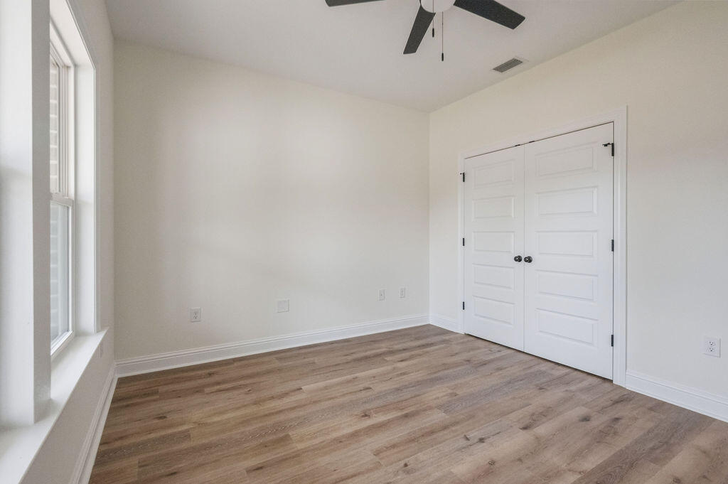 VILLA TASSO TOWN OF - Residential