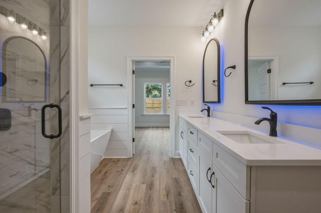 VILLA TASSO TOWN OF - Residential