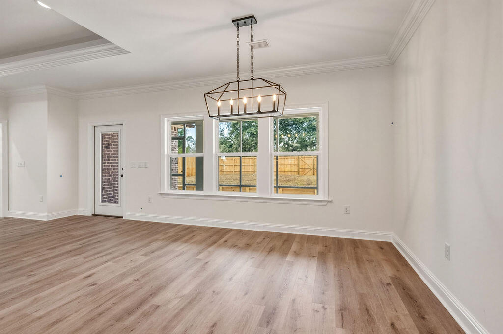 VILLA TASSO TOWN OF - Residential