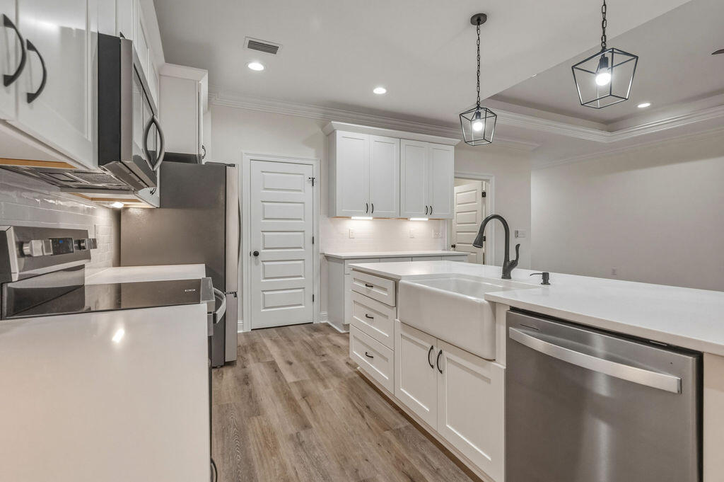 VILLA TASSO TOWN OF - Residential