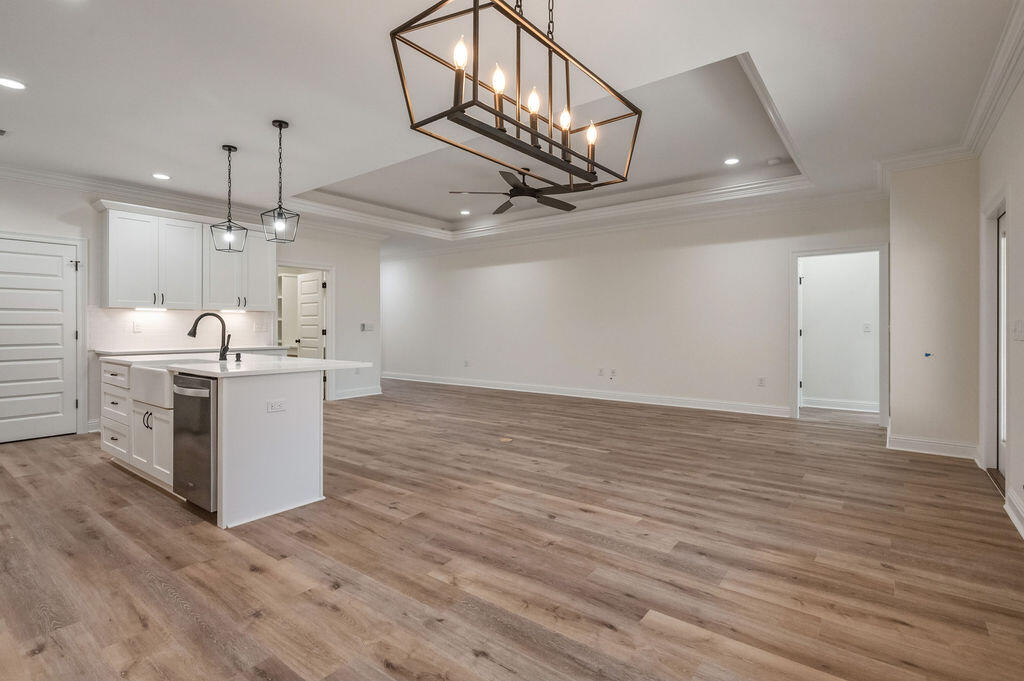 VILLA TASSO TOWN OF - Residential