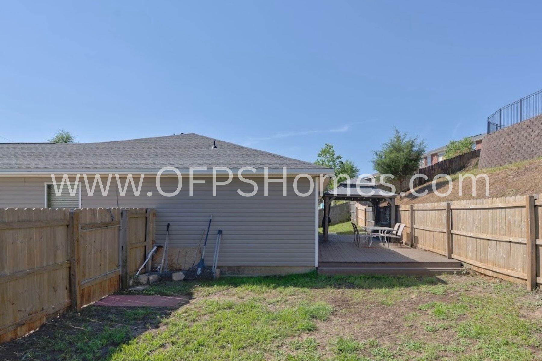 COUNTRYVIEW ESTATES 10TH ADDN - Residential Lease