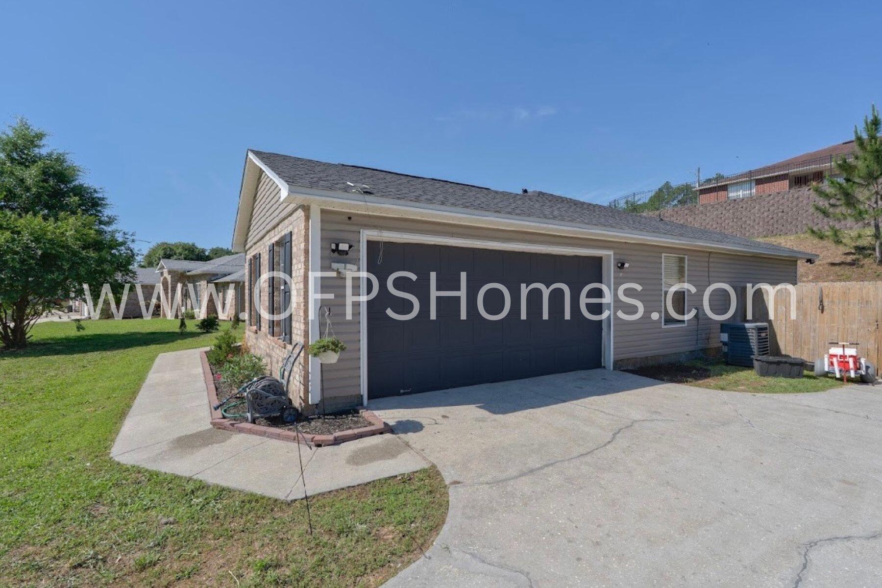 COUNTRYVIEW ESTATES 10TH ADDN - Residential Lease
