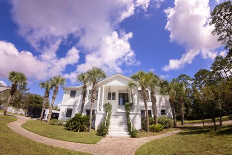 A home in Santa Rosa Beach