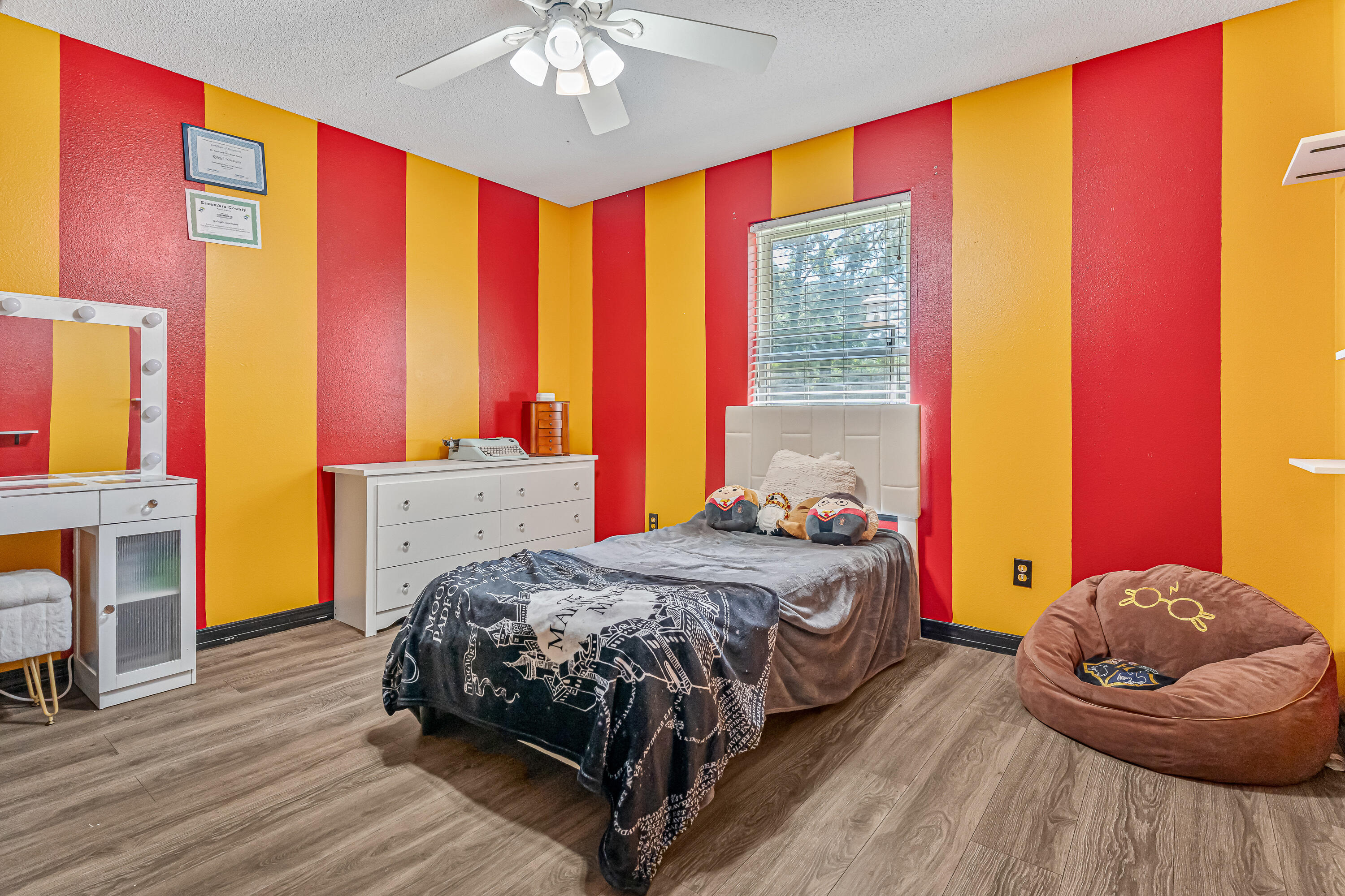 HOLLEY BY THE SEA - Residential
