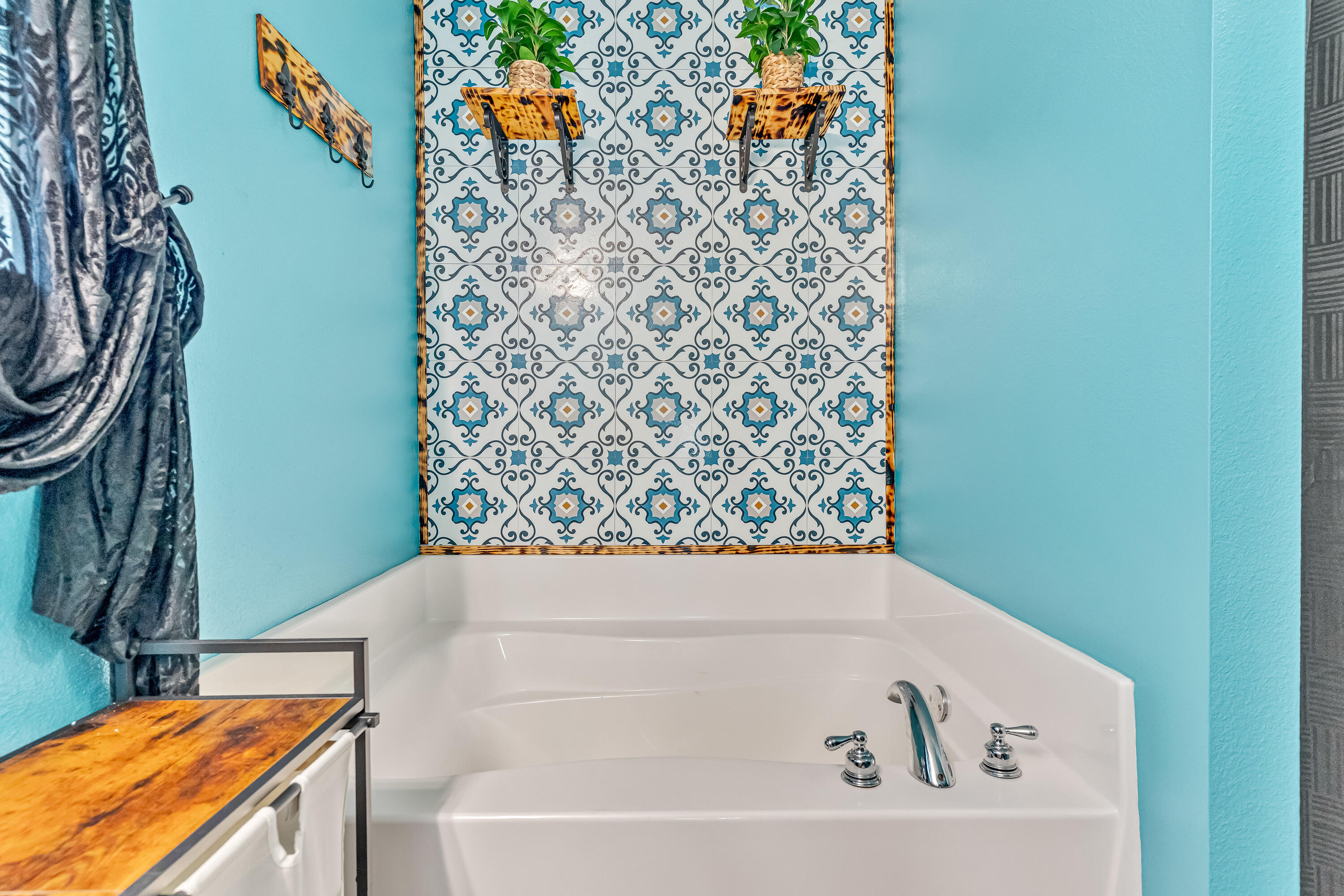 HOLLEY BY THE SEA - Residential