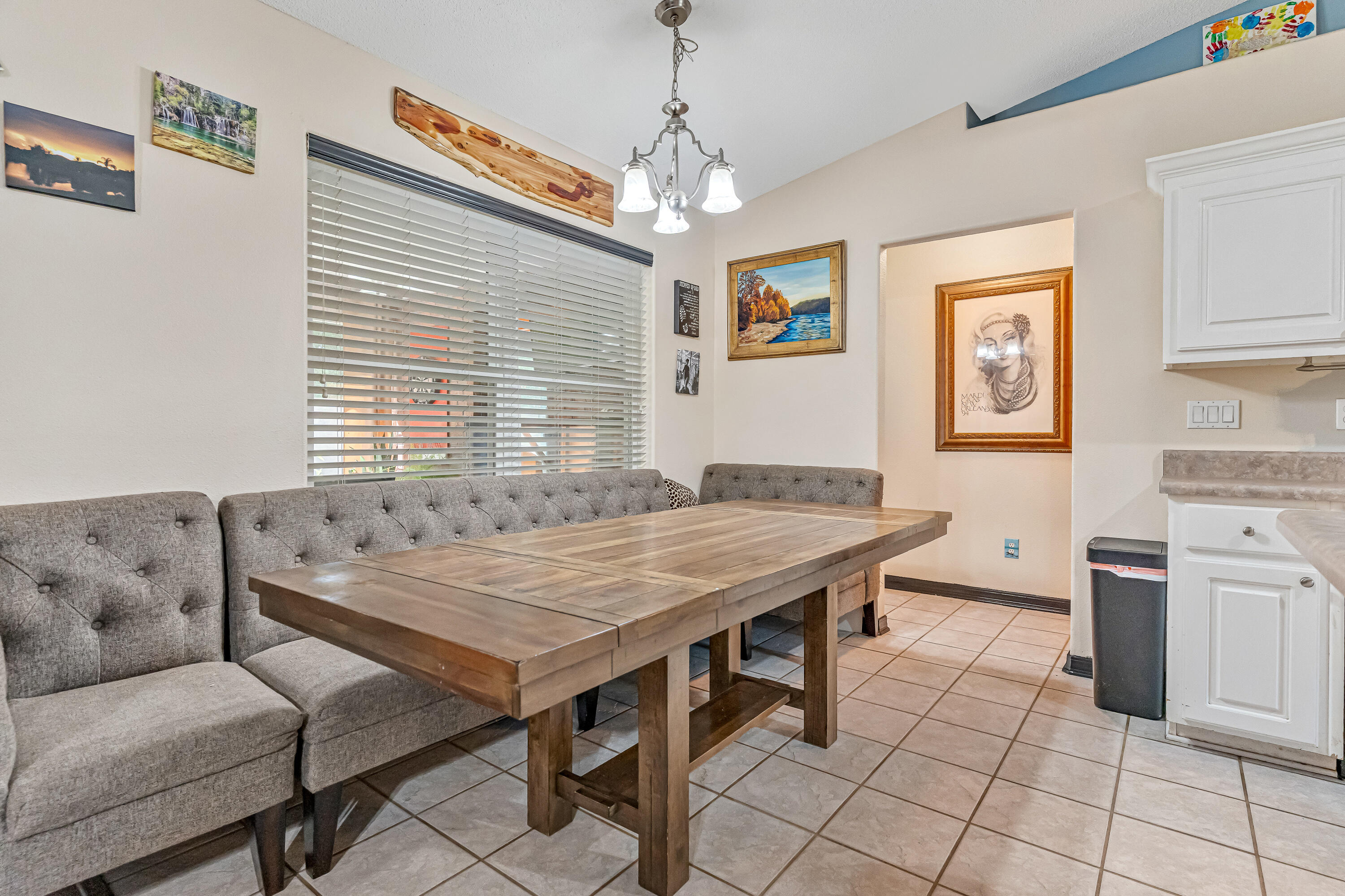 HOLLEY BY THE SEA - Residential