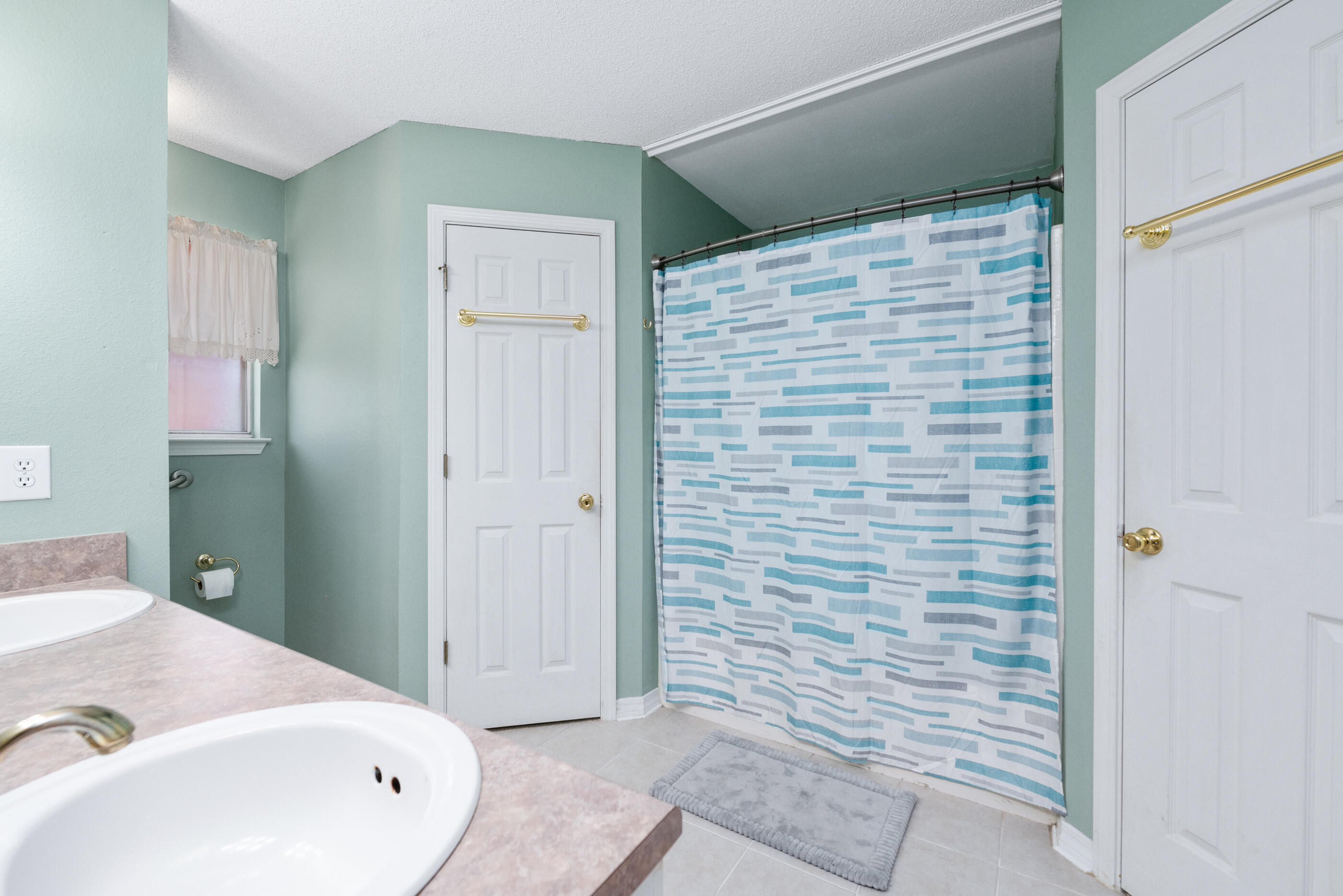 PARKER PLACE - Residential